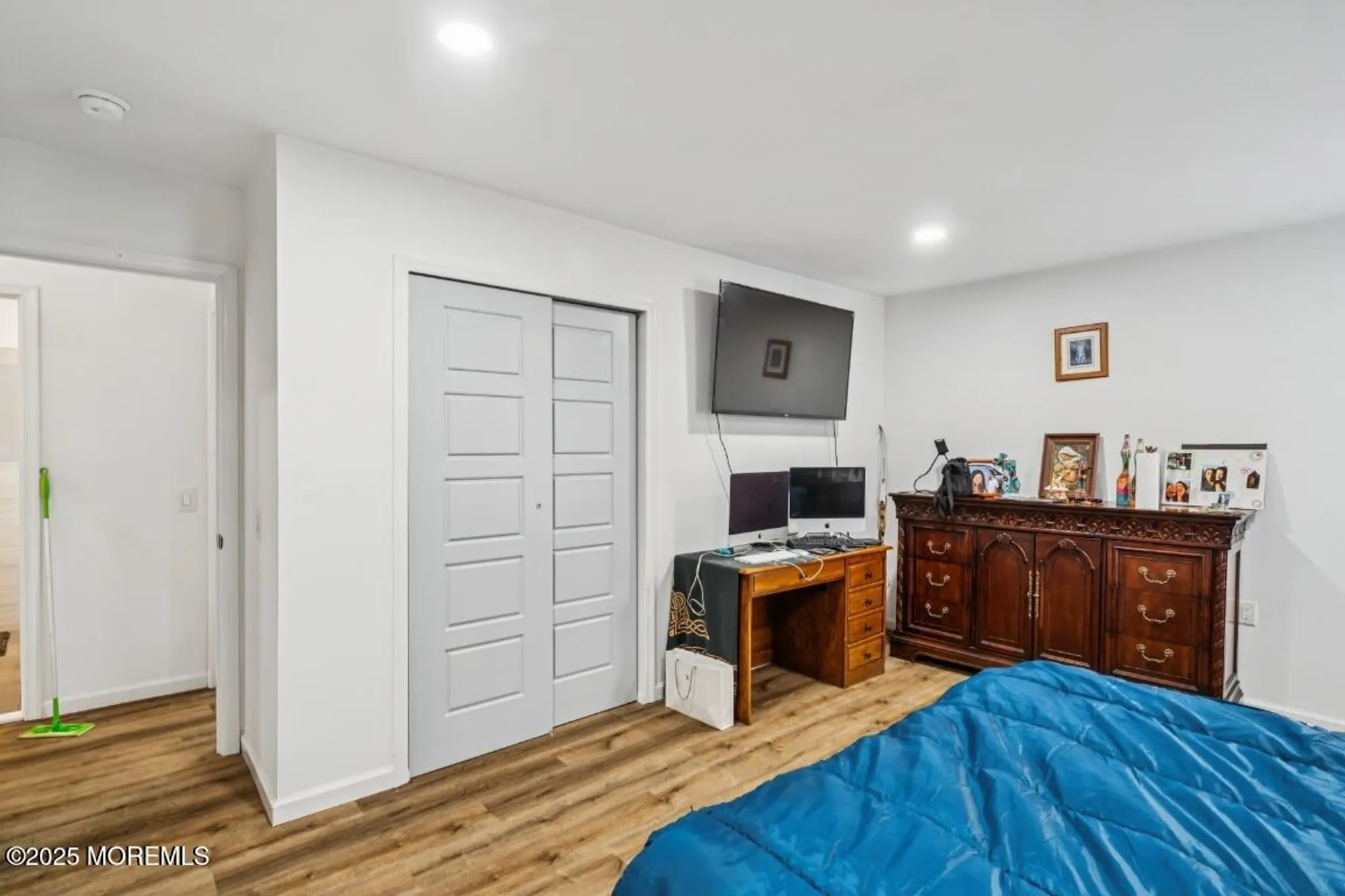 Property Slideshow image 11 of 17 | 8 augusta ct, Toms River, NJ, 08757
