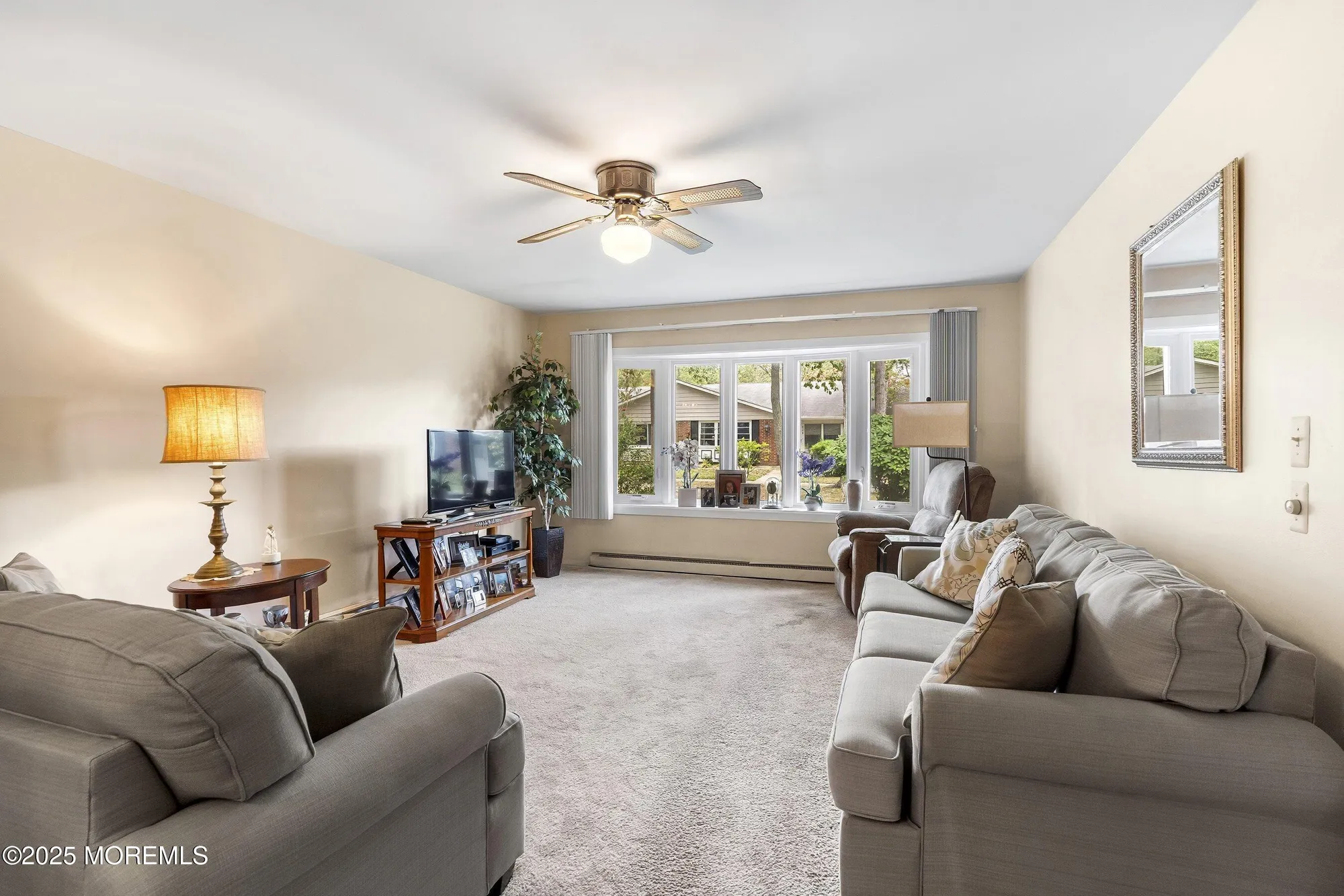 Property Slideshow image 5 of 23 | 612a lake point dr, Lakewood, NJ, 08701