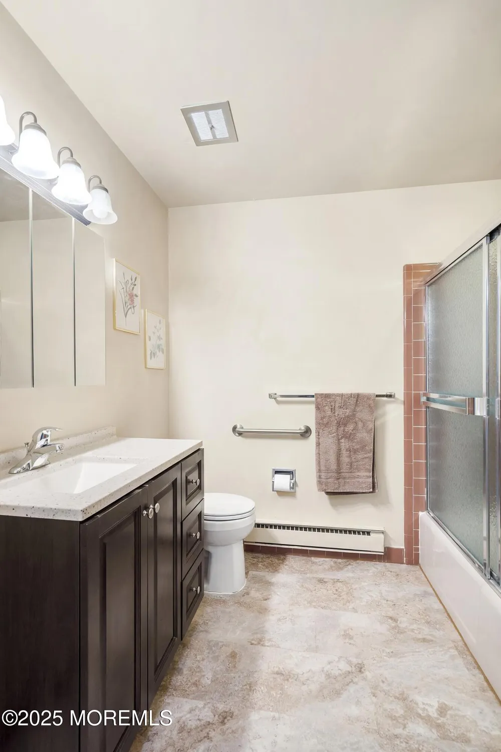 Property Slideshow image 11 of 23 | 612a lake point dr, Lakewood, NJ, 08701