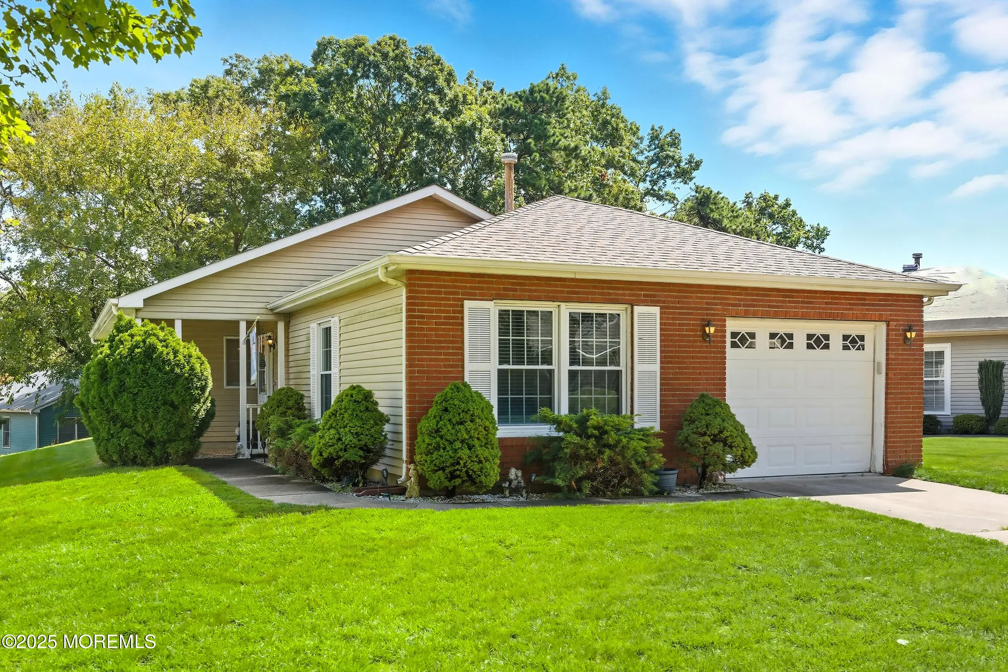 Property Slideshow image 2 of 28 | 1869 buttonwood ave, Toms River, NJ, 08755