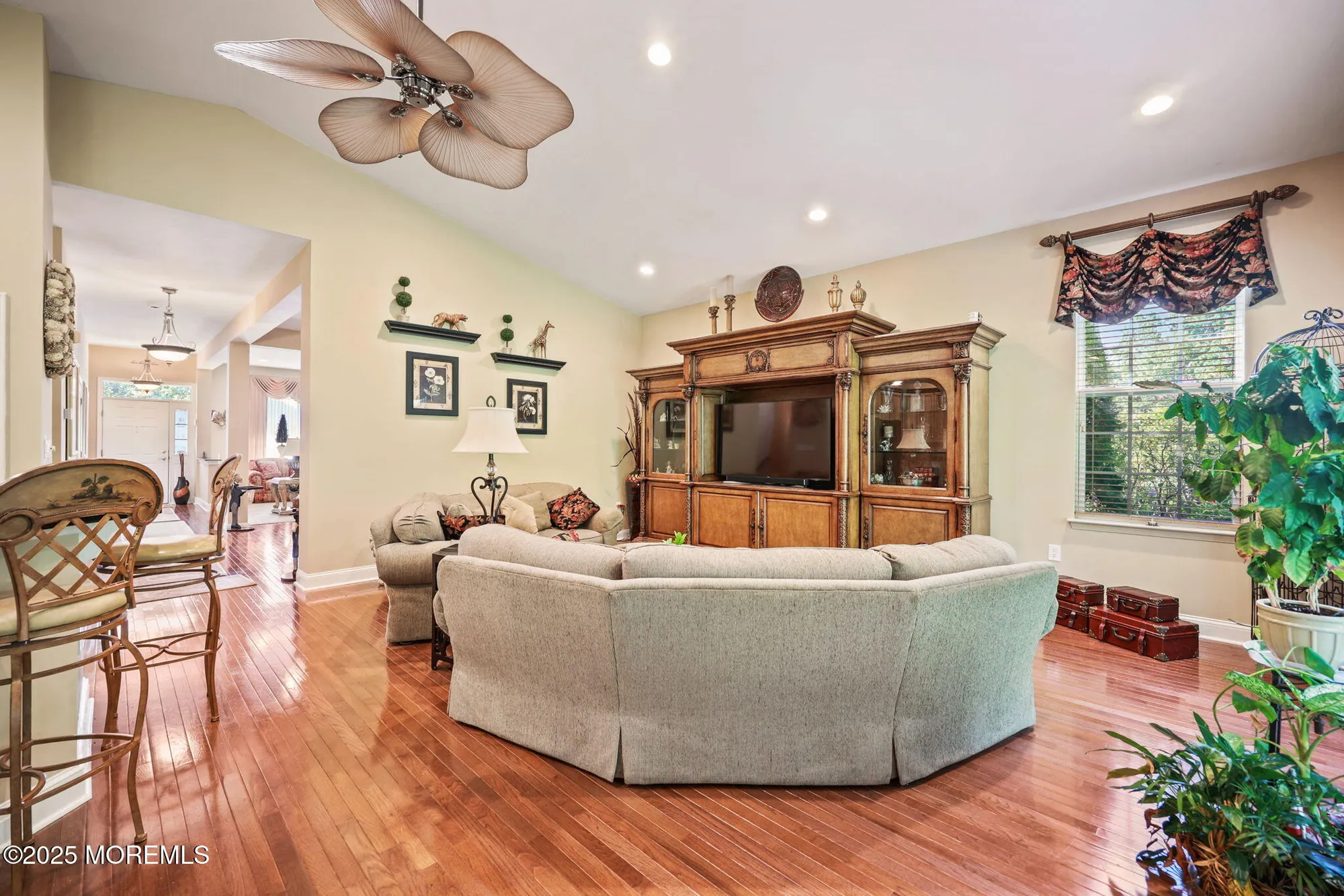 Property Slideshow image 16 of 60 | 28 pond view cir, Barnegat, NJ, 08005