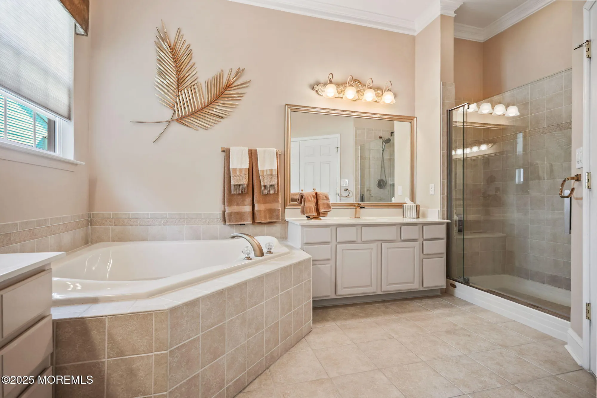 Property Slideshow image 29 of 60 | 28 pond view cir, Barnegat, NJ, 08005