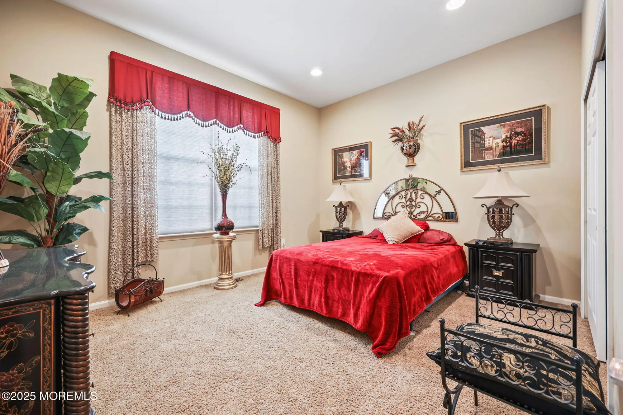 Property Slideshow image 31 of 60 | 28 pond view cir, Barnegat, NJ, 08005