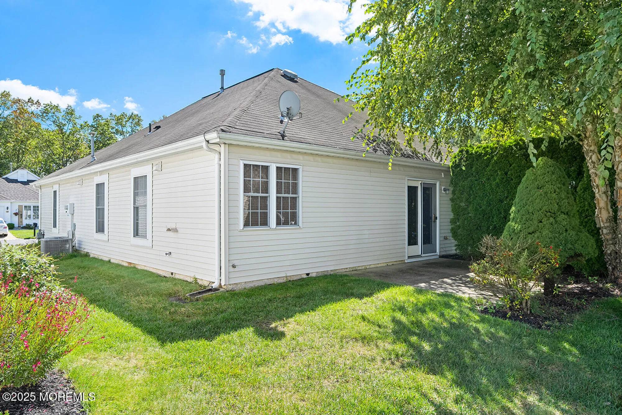 Property Slideshow image 22 of 25 | 2 arthur ct, Jackson, NJ, 08527