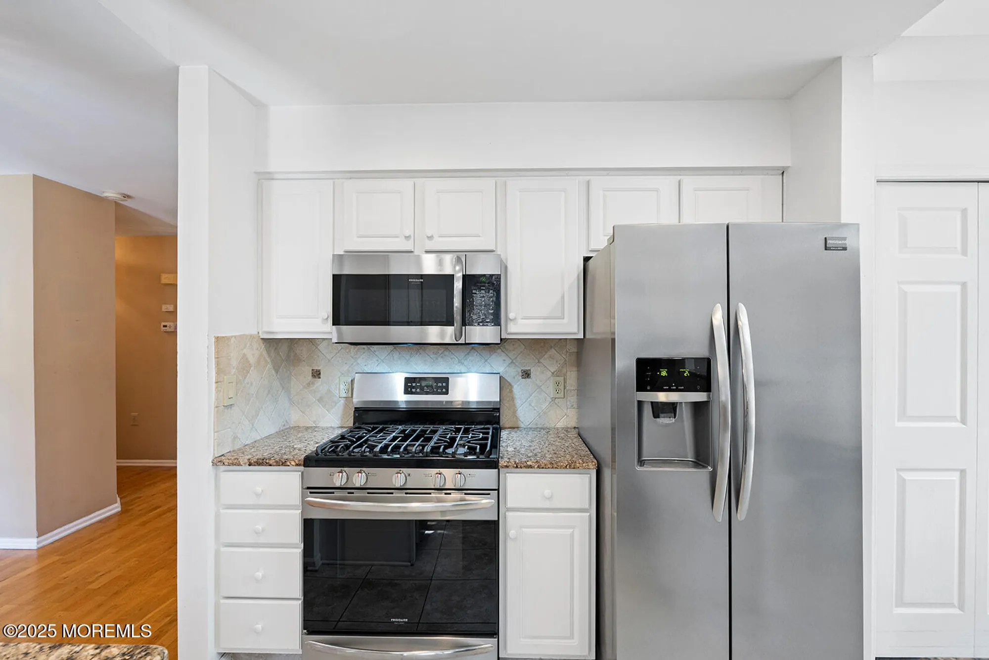 Property Slideshow image 5 of 25 | 2 arthur ct, Jackson, NJ, 08527