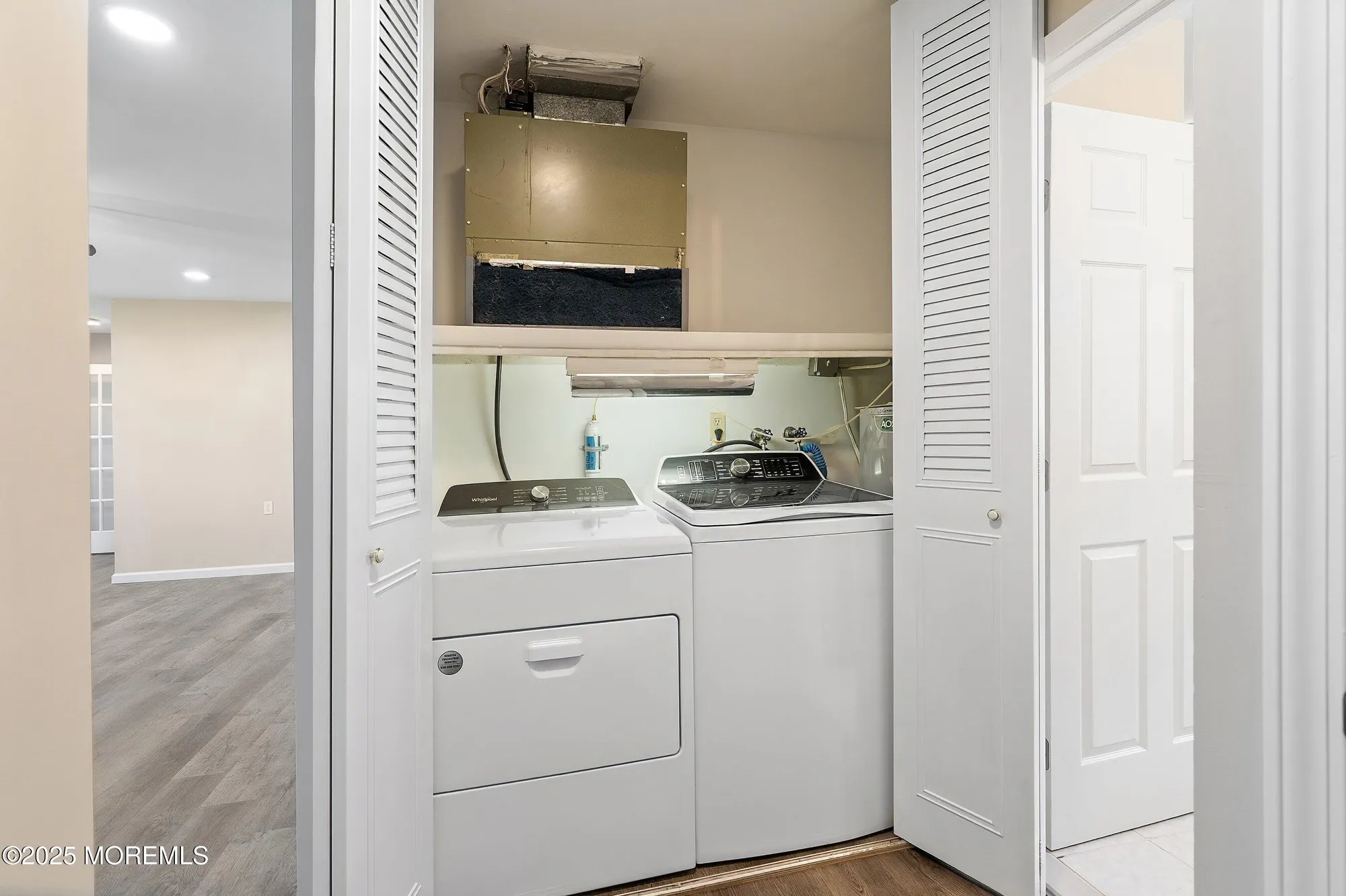 Property Slideshow image 16 of 62 | 6d gramercy ln, Manchester, NJ, 08759