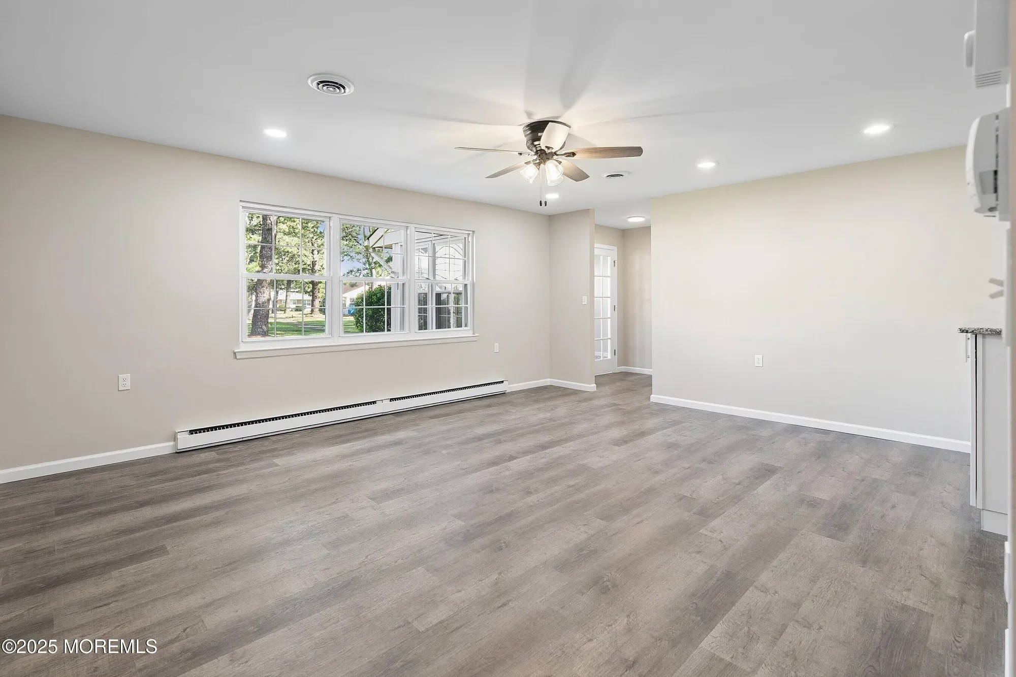 Property Slideshow image 7 of 62 | 6d gramercy ln, Manchester, NJ, 08759