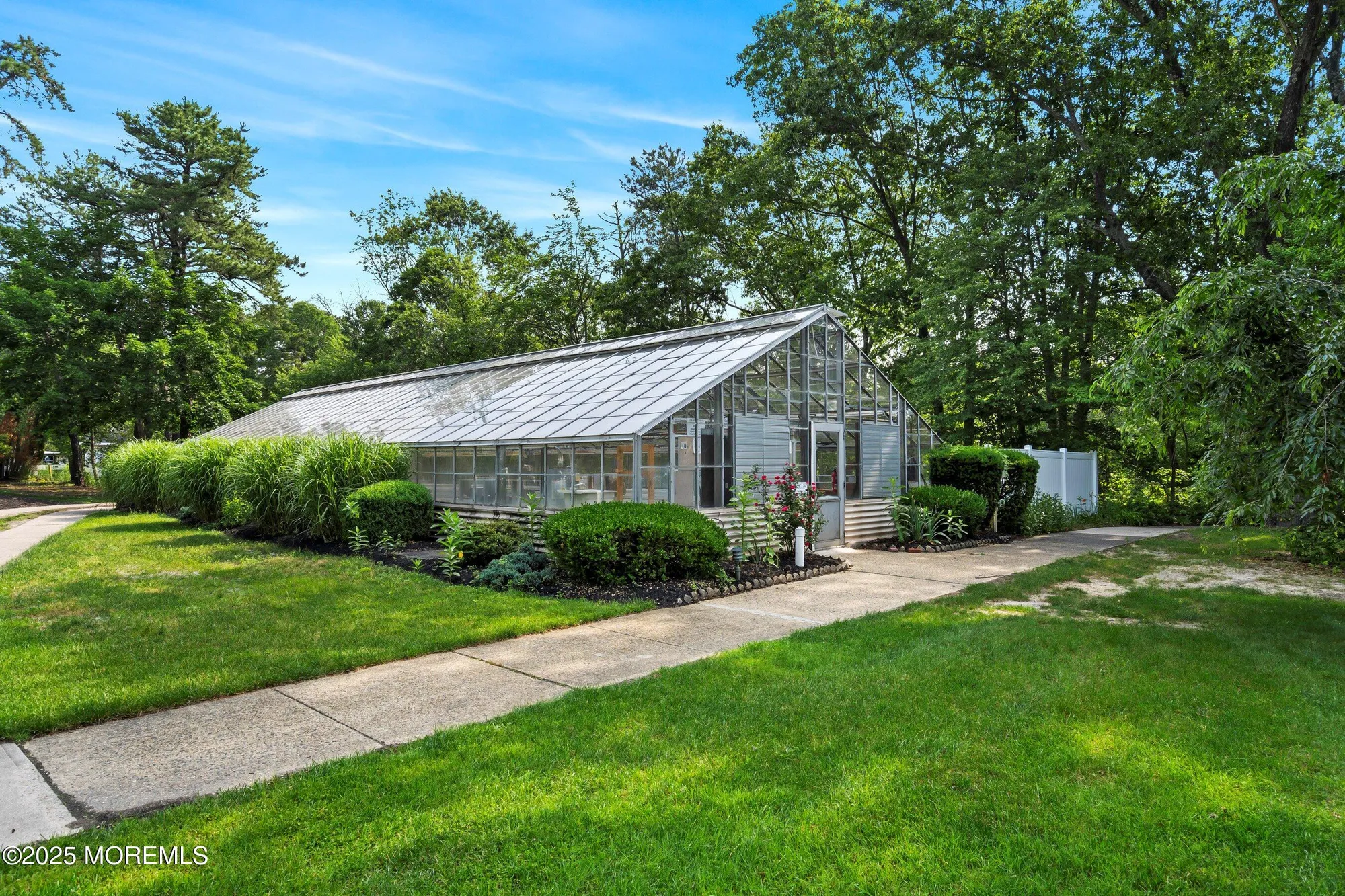 Property Slideshow image 52 of 62 | 6d gramercy ln, Manchester, NJ, 08759