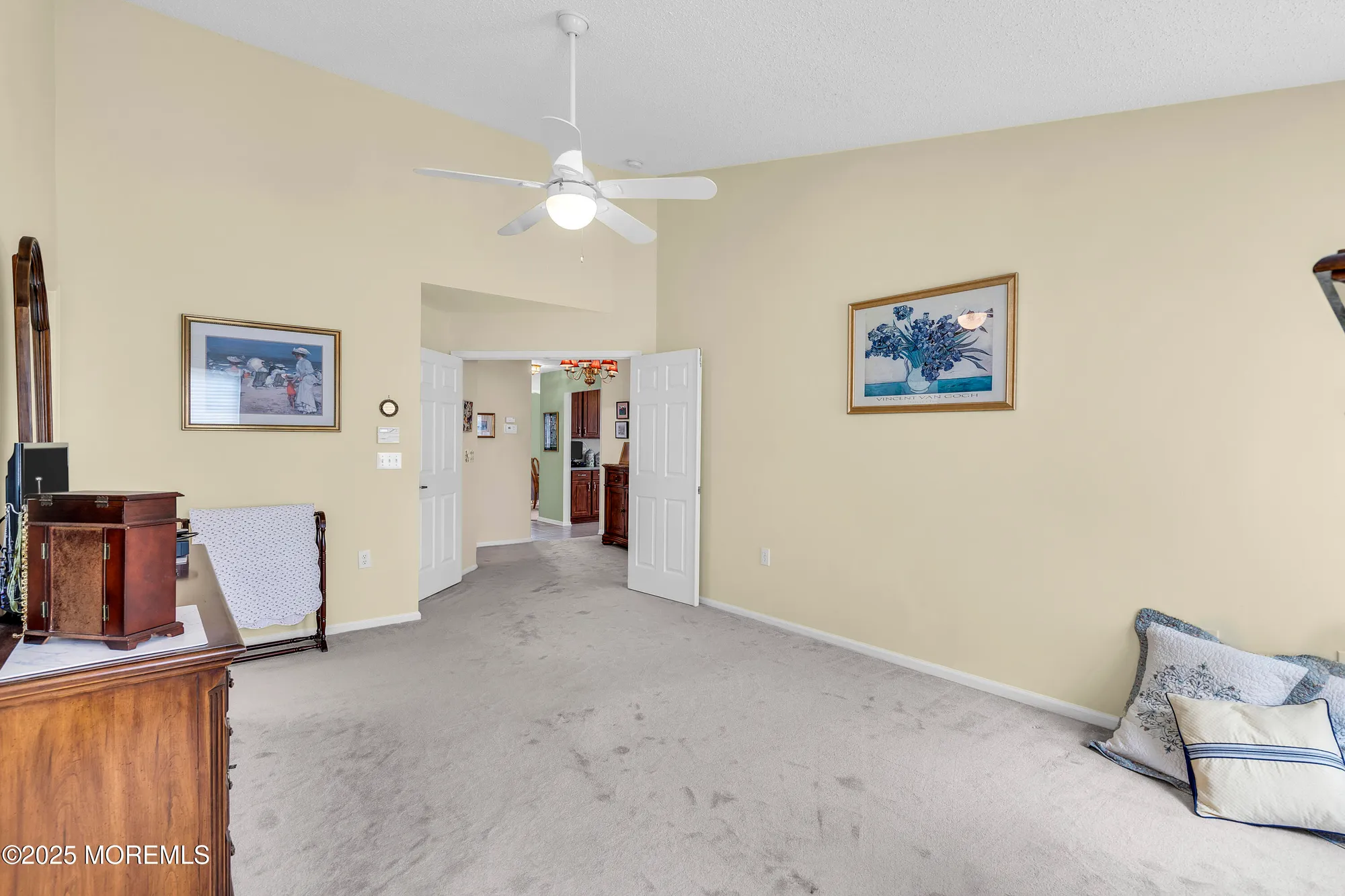 Property Slideshow image 22 of 32 | 2 seminole ct, Jackson, NJ, 08527