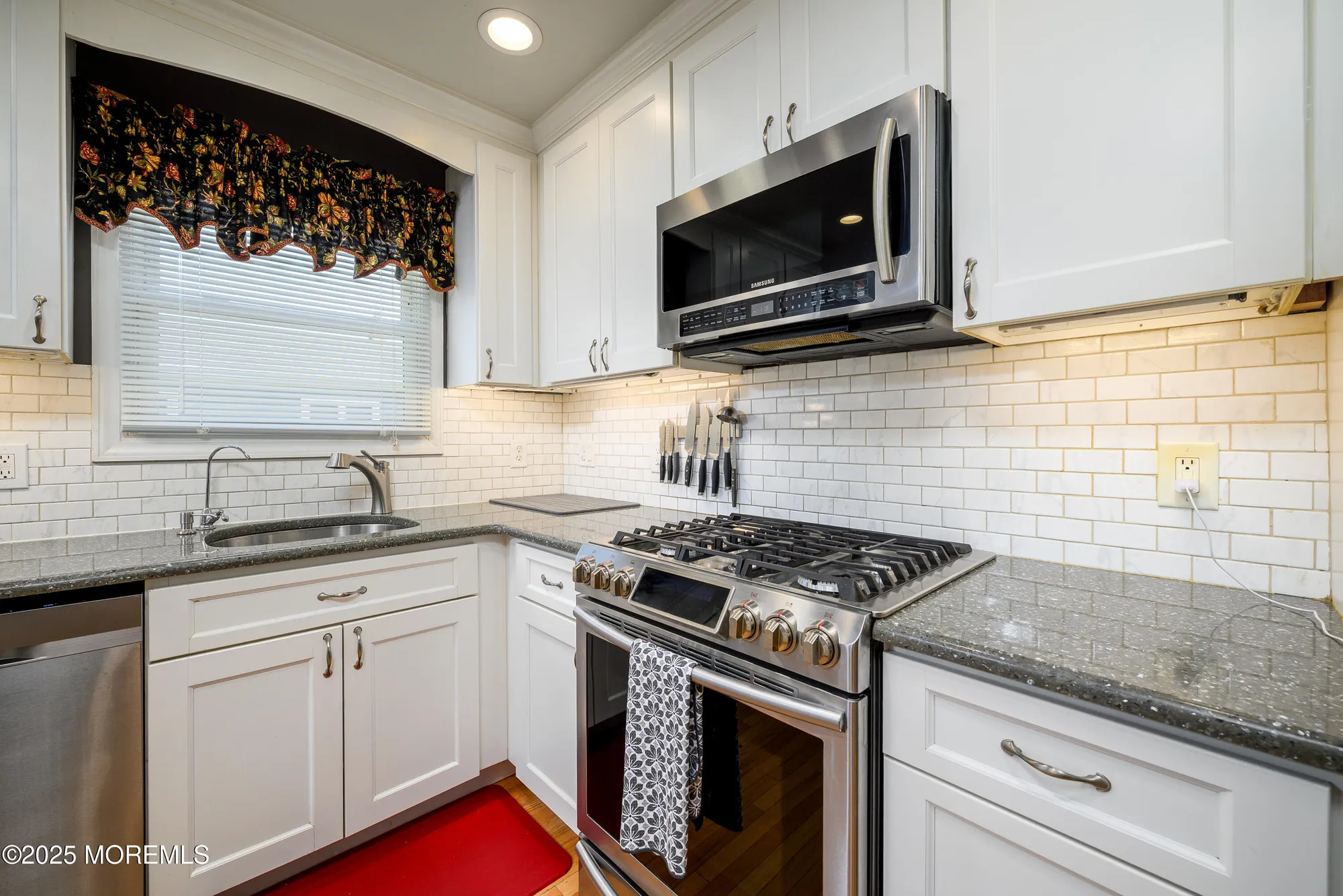 Property Slideshow image 11 of 38 | 103 troumaka st, Toms River, NJ, 08757