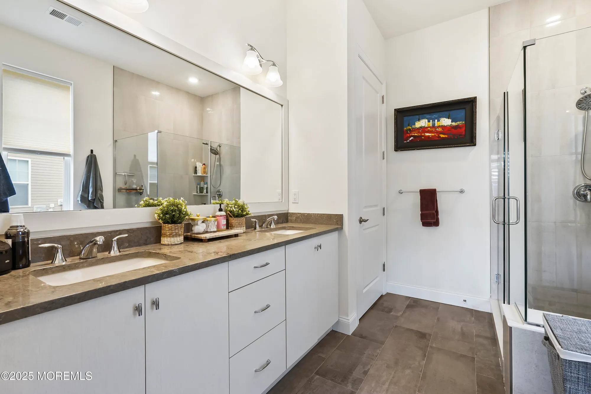 Property Slideshow image 24 of 41 | 86 sofia dr, Manalapan, NJ, 07726