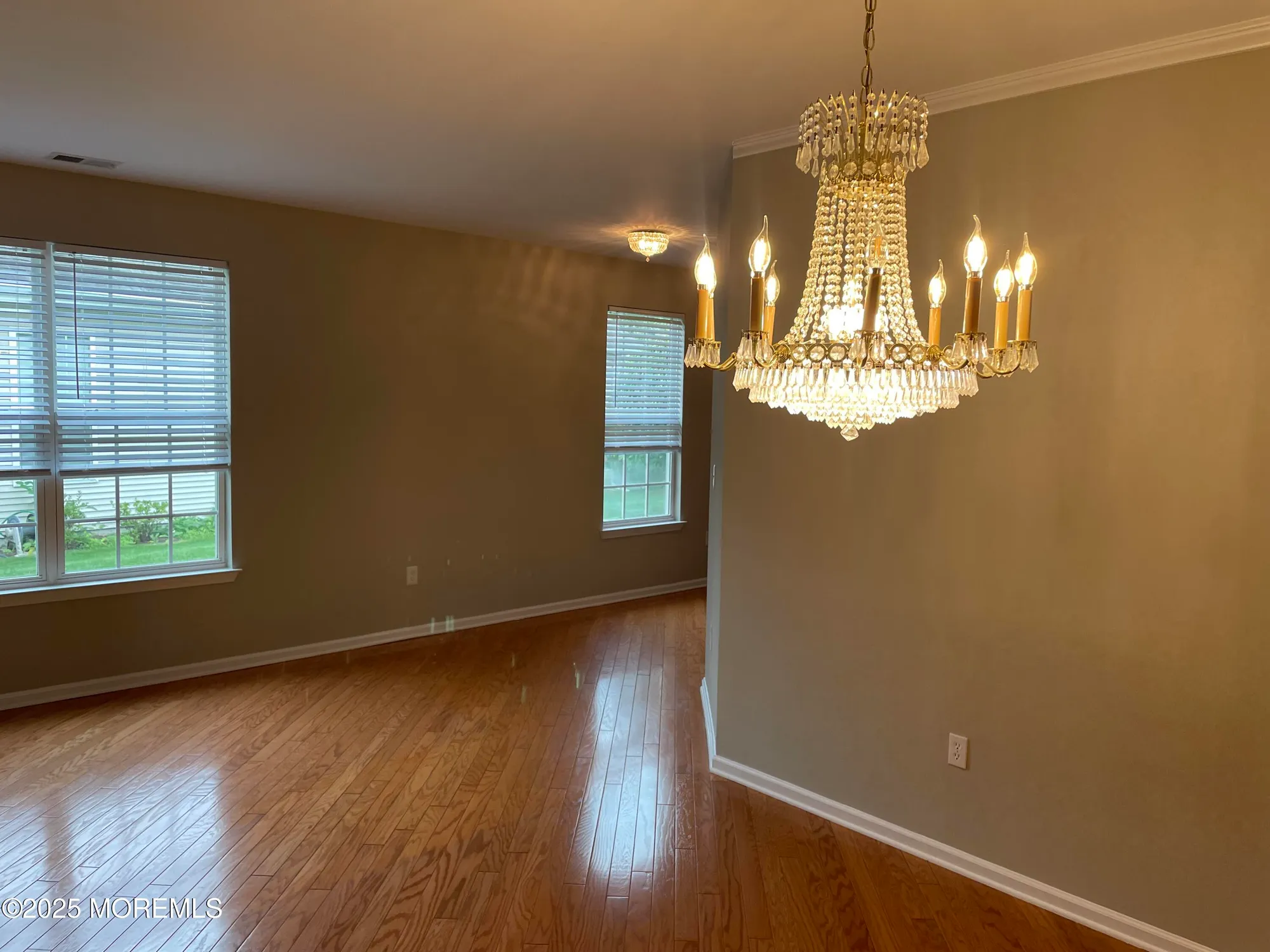 Property Slideshow image 12 of 50 | 87 huntington dr, Jackson, NJ, 08527