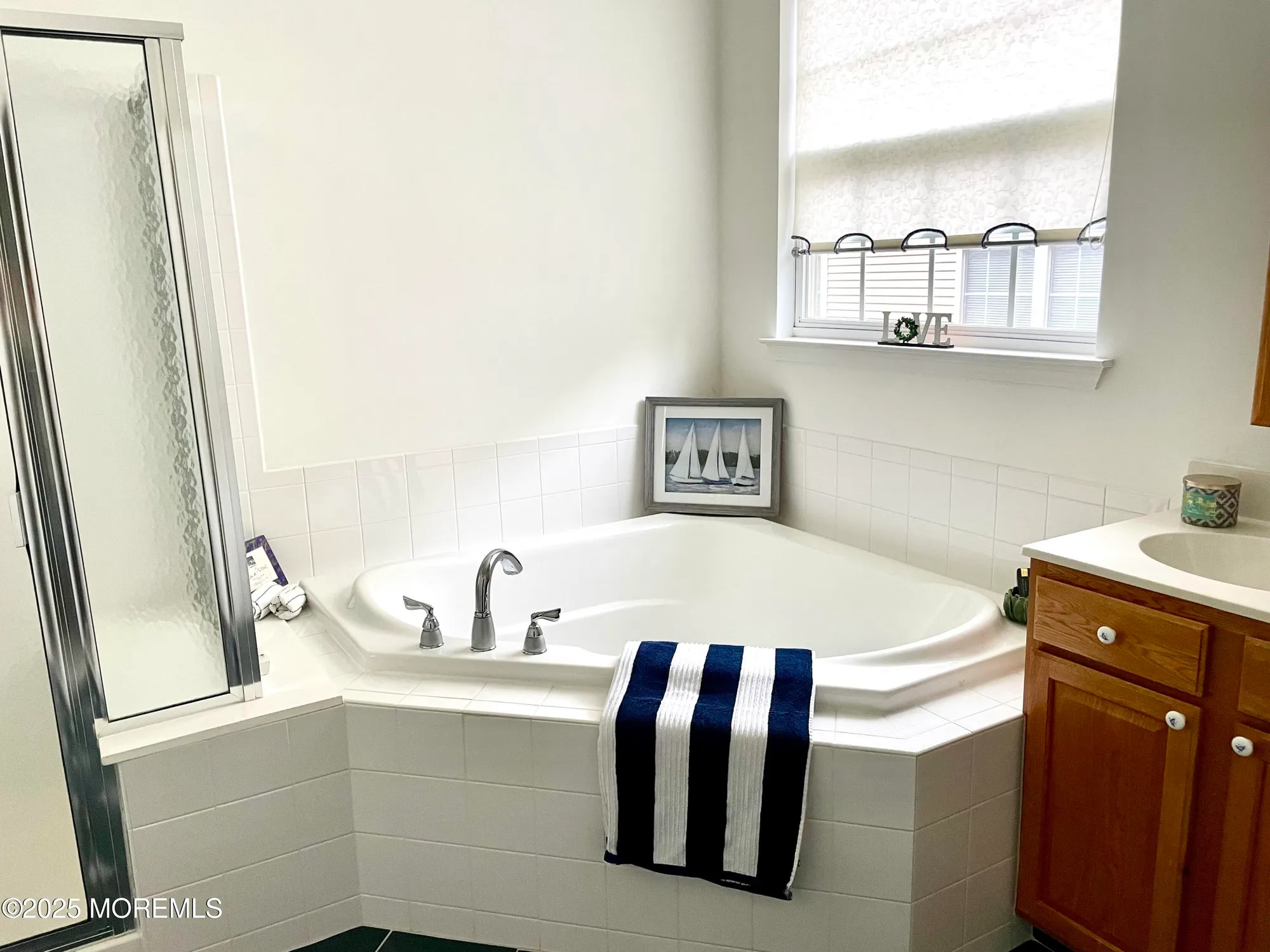 Property Slideshow image 14 of 50 | 87 huntington dr, Jackson, NJ, 08527