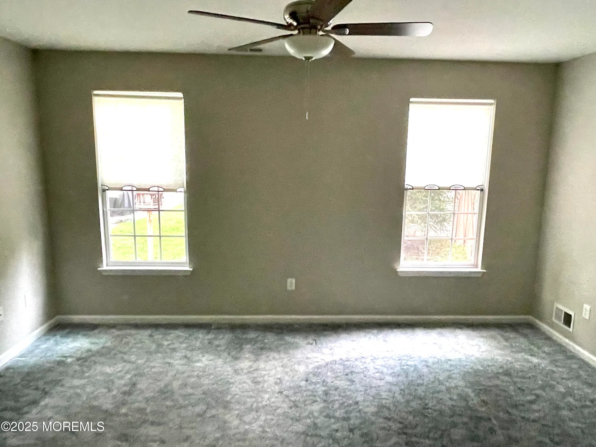 Property Slideshow image 19 of 50 | 87 huntington dr, Jackson, NJ, 08527