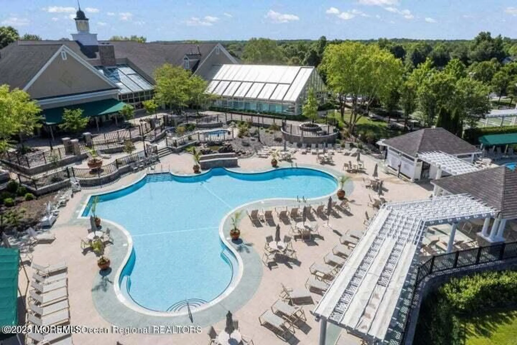 Property Slideshow image 37 of 50 | 87 huntington dr, Jackson, NJ, 08527