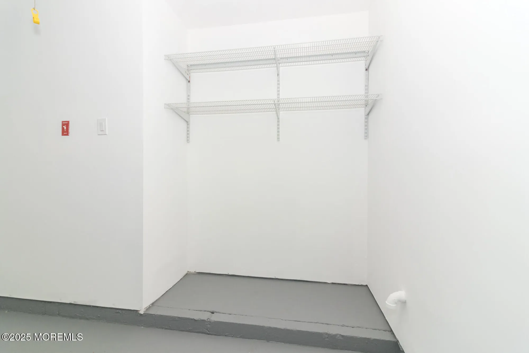 Property Slideshow image 28 of 36 | 3 winding river rd, Lakewood, NJ, 08701