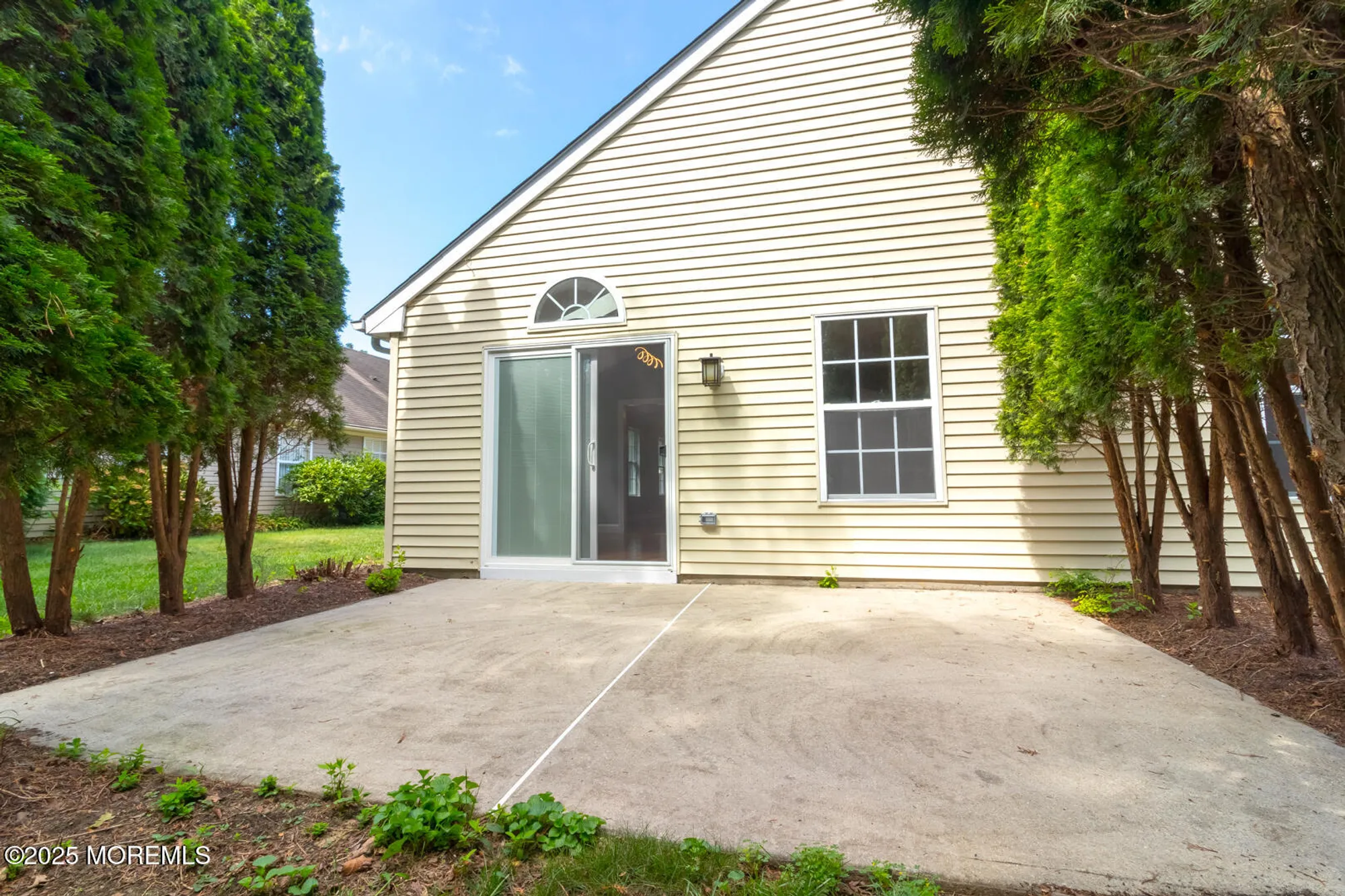 Property Slideshow image 25 of 36 | 3 winding river rd, Lakewood, NJ, 08701