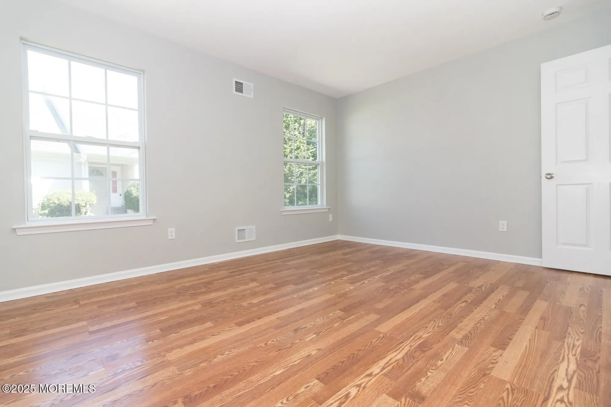 Property Slideshow image 21 of 36 | 3 winding river rd, Lakewood, NJ, 08701