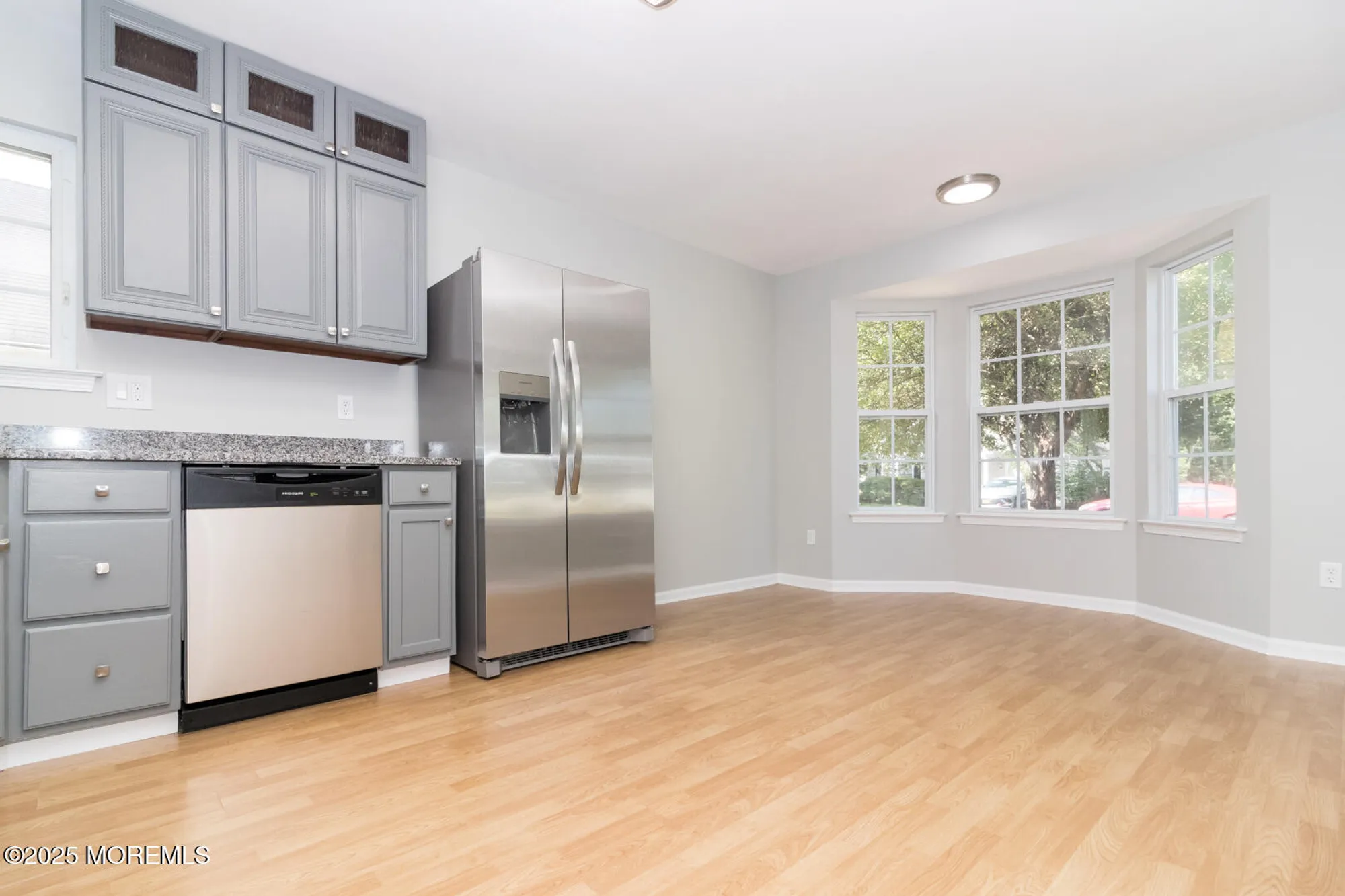 Property Slideshow image 8 of 36 | 3 winding river rd, Lakewood, NJ, 08701