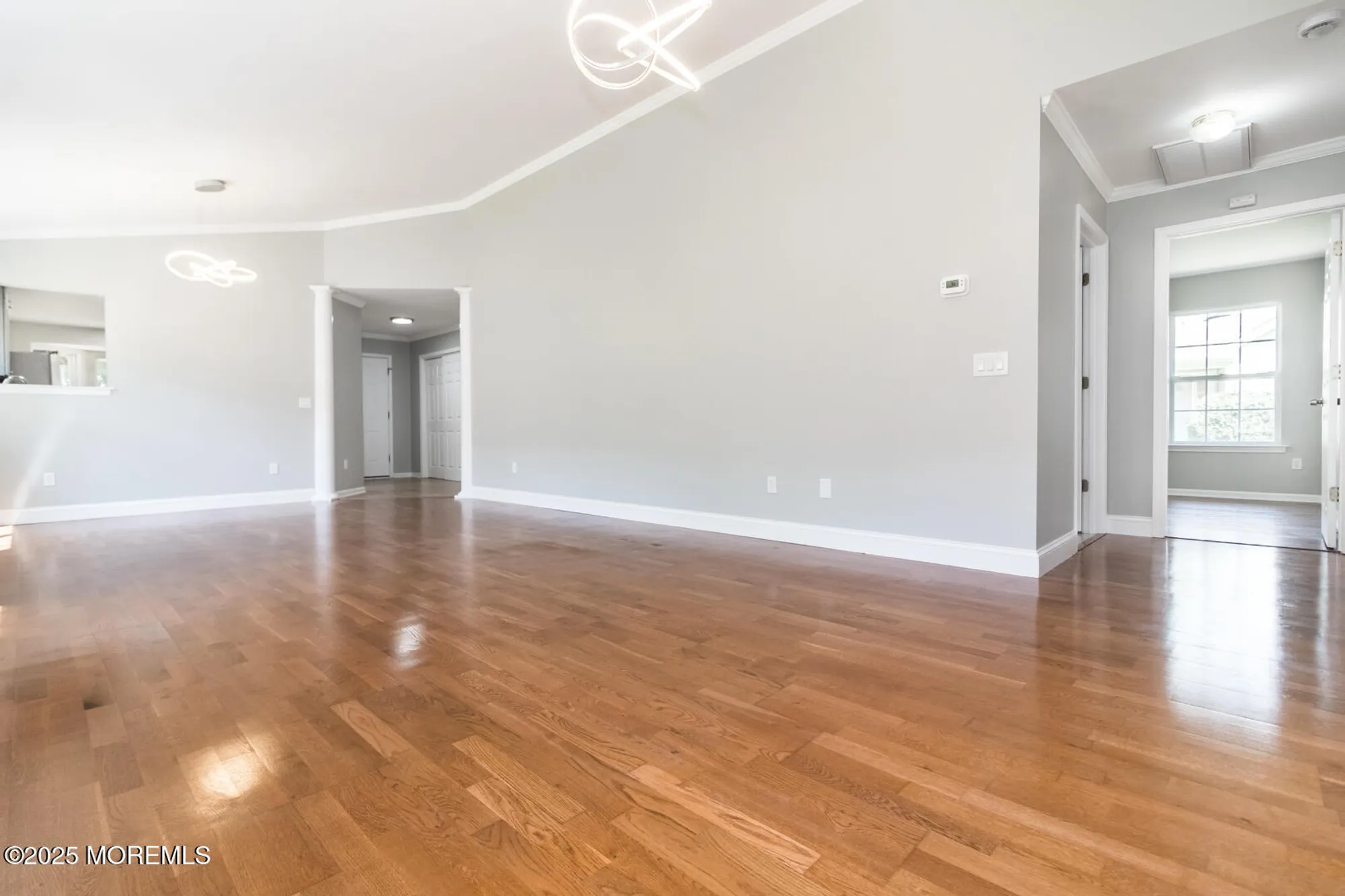 Property Slideshow image 12 of 36 | 3 winding river rd, Lakewood, NJ, 08701