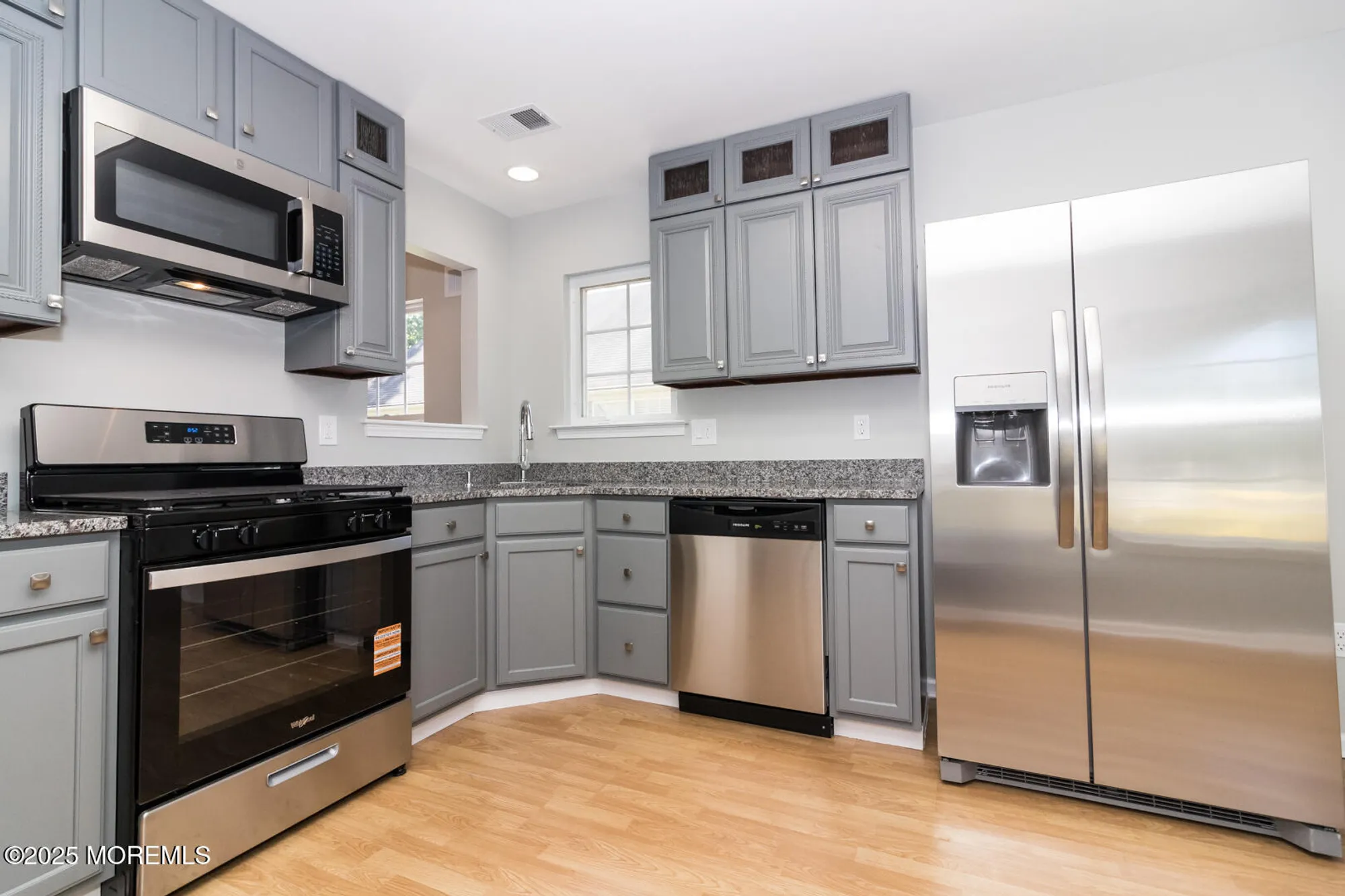 Property Slideshow image 7 of 36 | 3 winding river rd, Lakewood, NJ, 08701