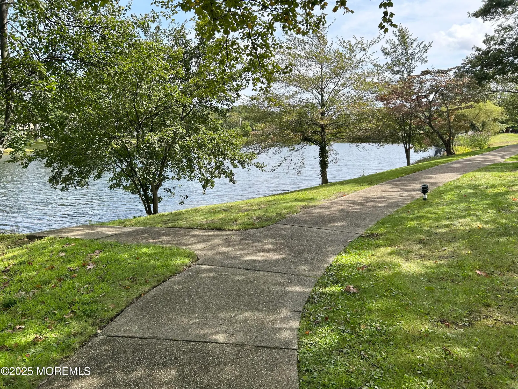 Property Slideshow image 2 of 30 | 1028b shetland dr, Lakewood, NJ, 08701