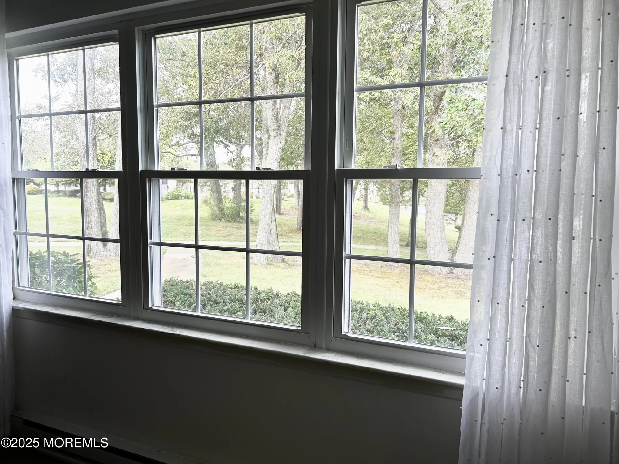 Property Slideshow image 19 of 30 | 1028b shetland dr, Lakewood, NJ, 08701