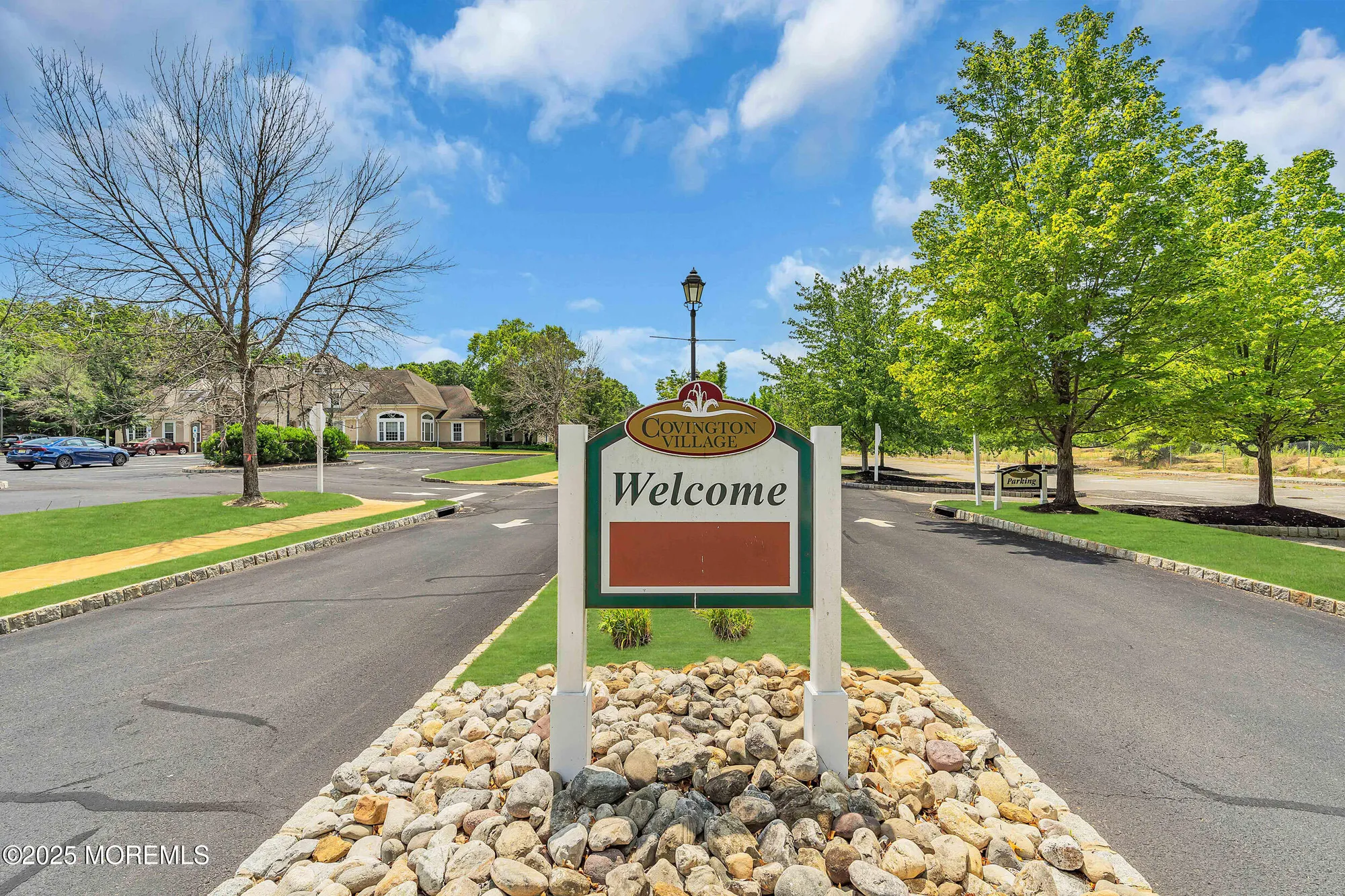 Property Slideshow image 35 of 39 | 425 sophee ln, Lakewood, NJ, 08701