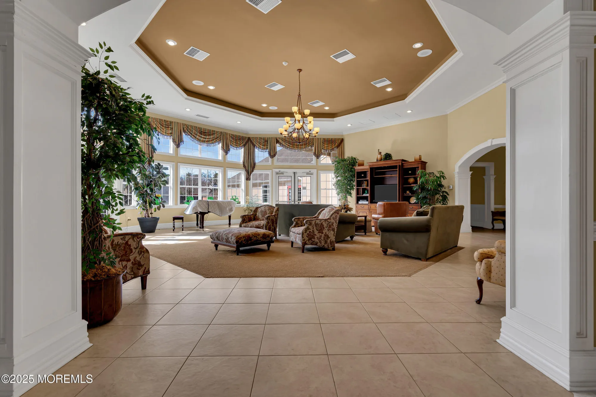 Property Slideshow image 25 of 39 | 425 sophee ln, Lakewood, NJ, 08701