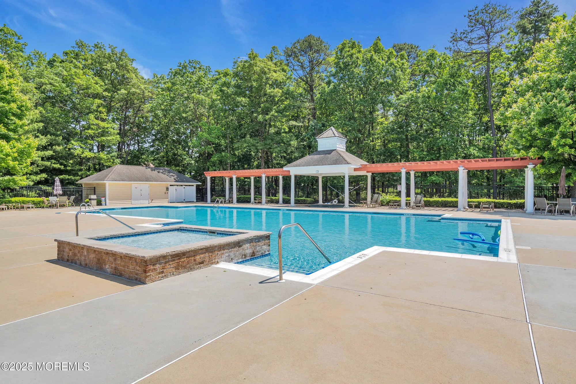 Property Slideshow image 26 of 39 | 425 sophee ln, Lakewood, NJ, 08701