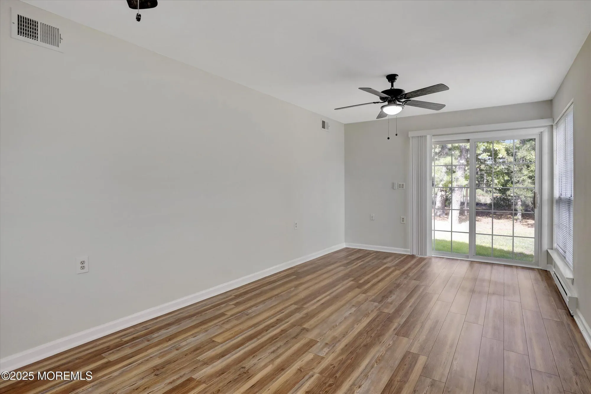 Property Slideshow image 22 of 51 | 42 twyford ln, Manchester, NJ, 08759