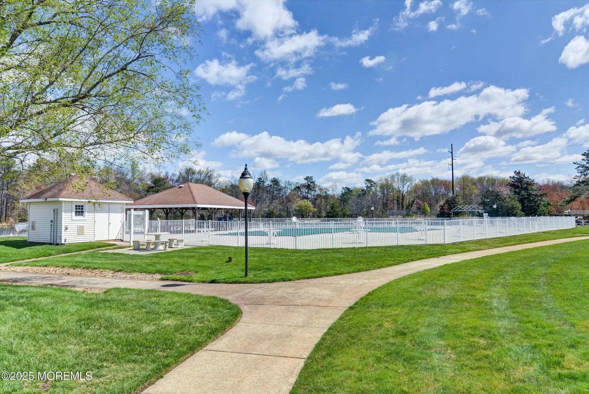 Property Slideshow image 48 of 51 | 42 twyford ln, Manchester, NJ, 08759