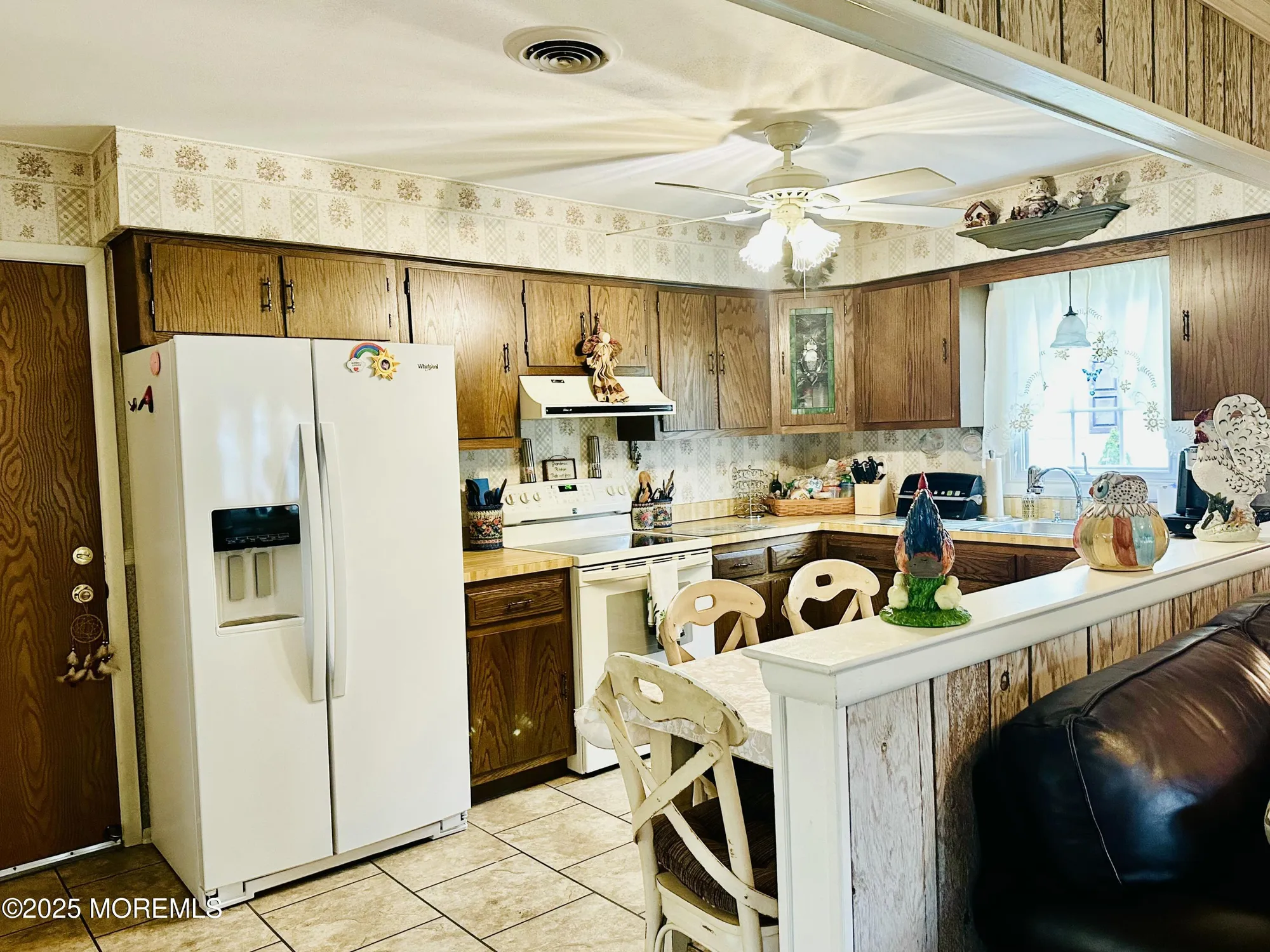 Property Slideshow image 11 of 27 | 7 bedford ct, Toms River, NJ, 08757