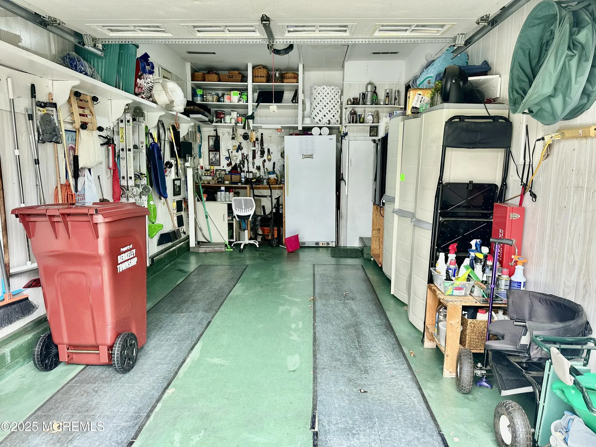 Property Slideshow image 26 of 27 | 7 bedford ct, Toms River, NJ, 08757