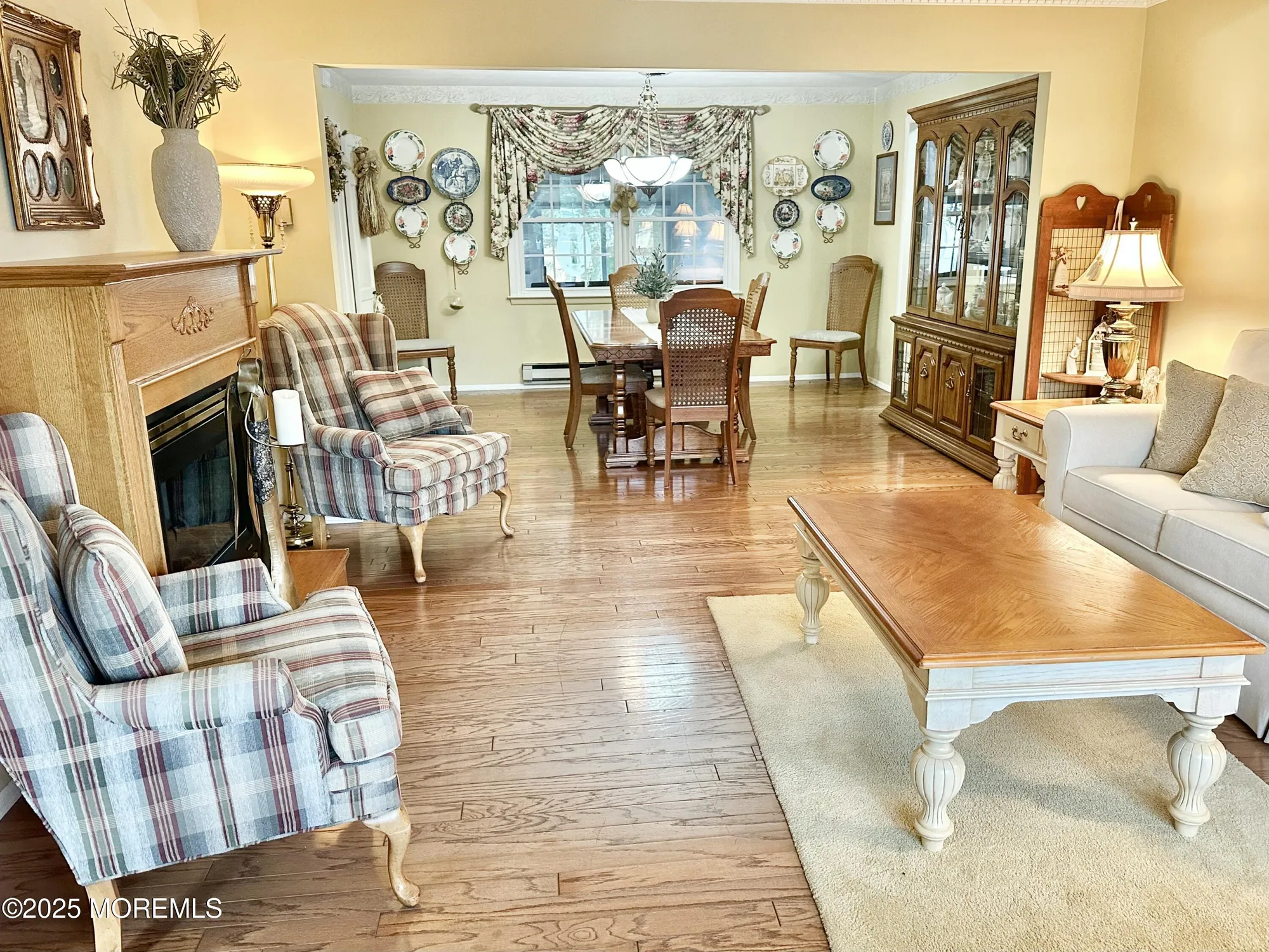 Property Slideshow image 9 of 27 | 7 bedford ct, Toms River, NJ, 08757