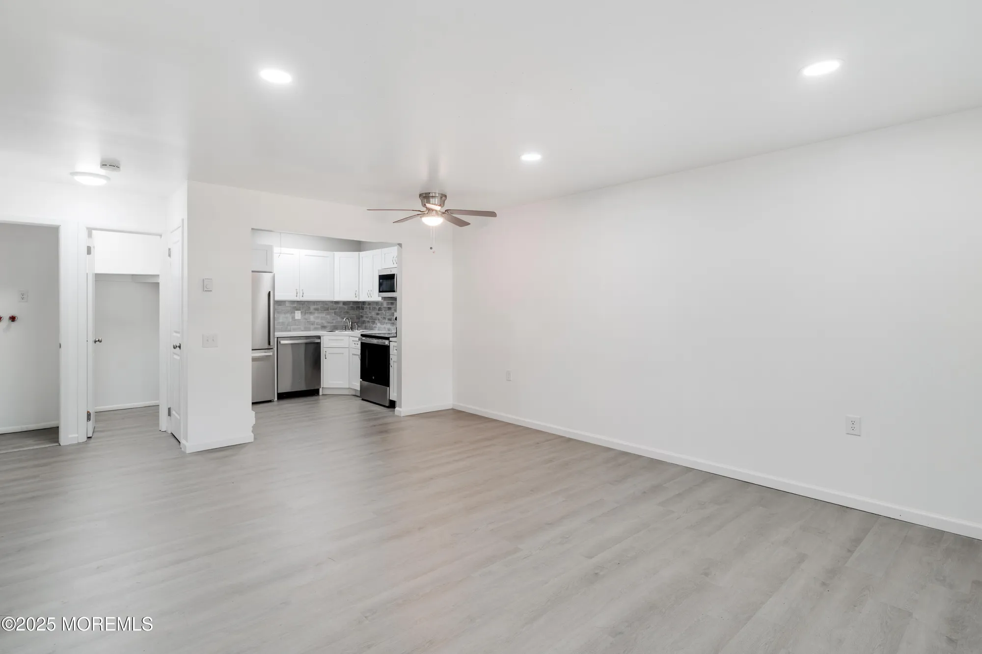 Property Slideshow image 6 of 22 | 10d hamilton ln d, Whiting, NJ, 08759