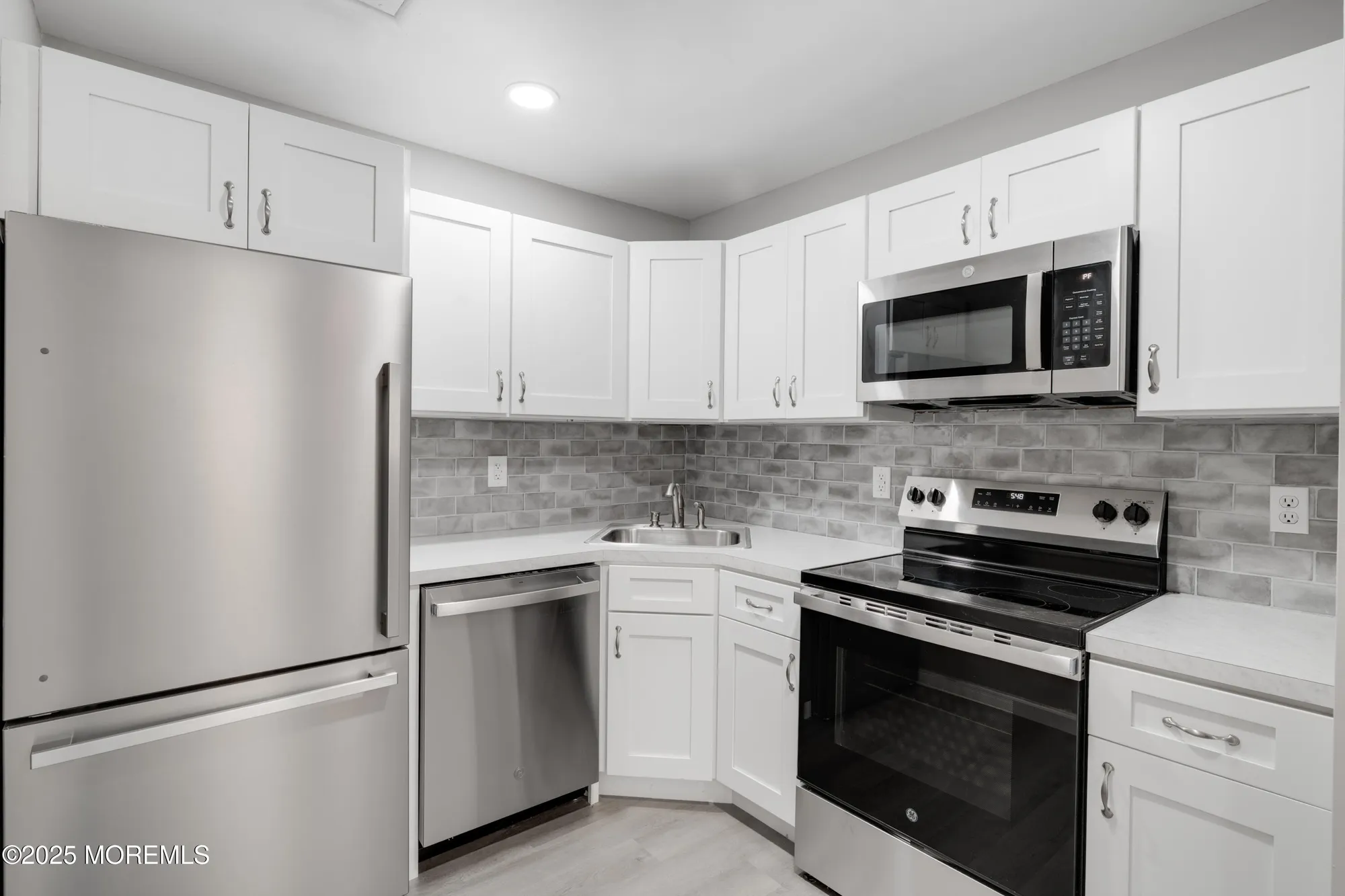 Property Slideshow image 14 of 22 | 10d hamilton ln d, Whiting, NJ, 08759