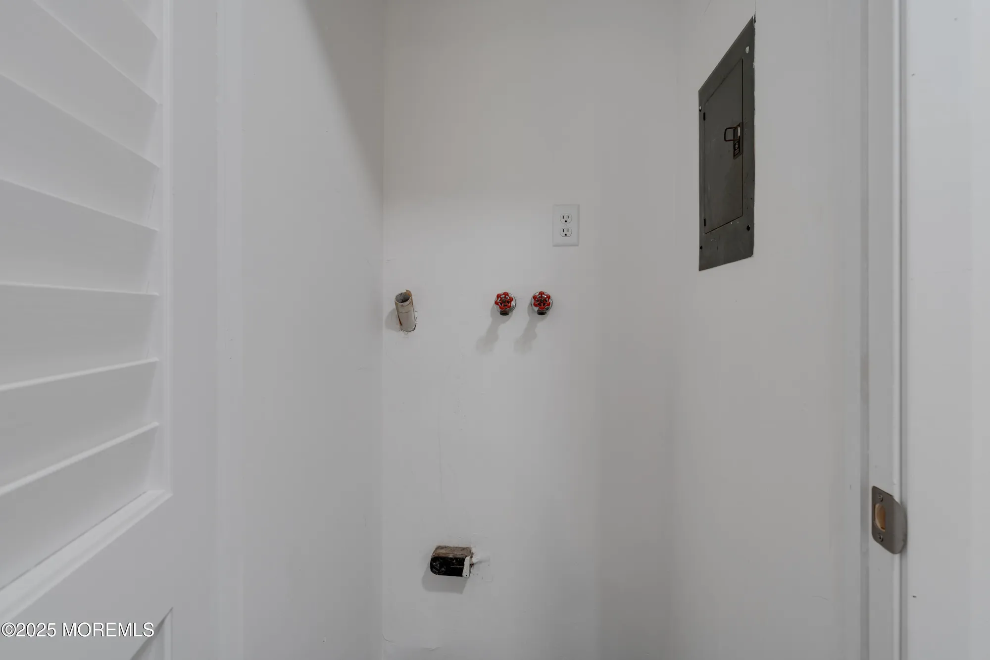 Property Slideshow image 20 of 22 | 10d hamilton ln d, Whiting, NJ, 08759