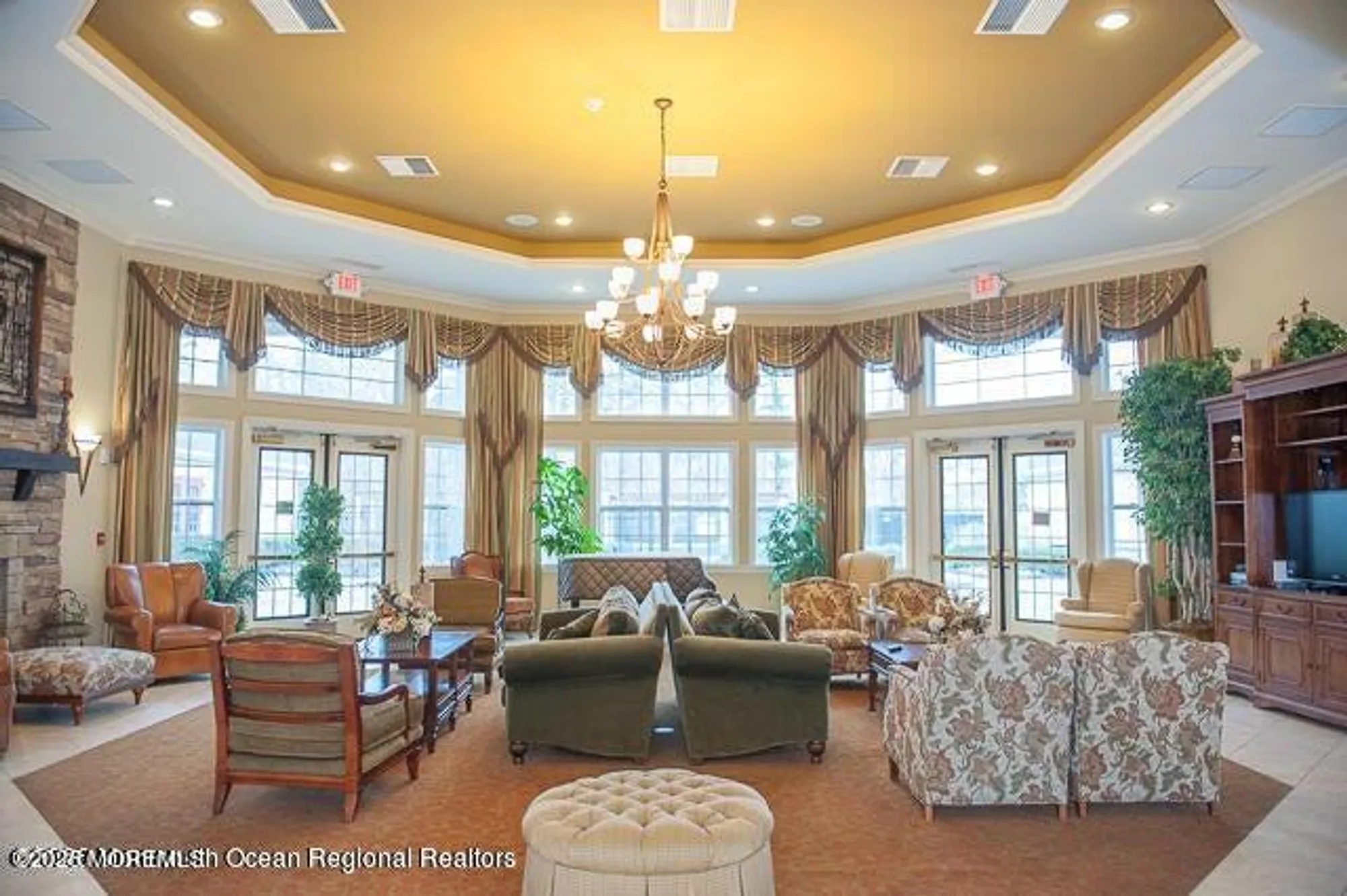 Property Slideshow image 24 of 39 | 425 sophee ln, Lakewood, NJ, 08701