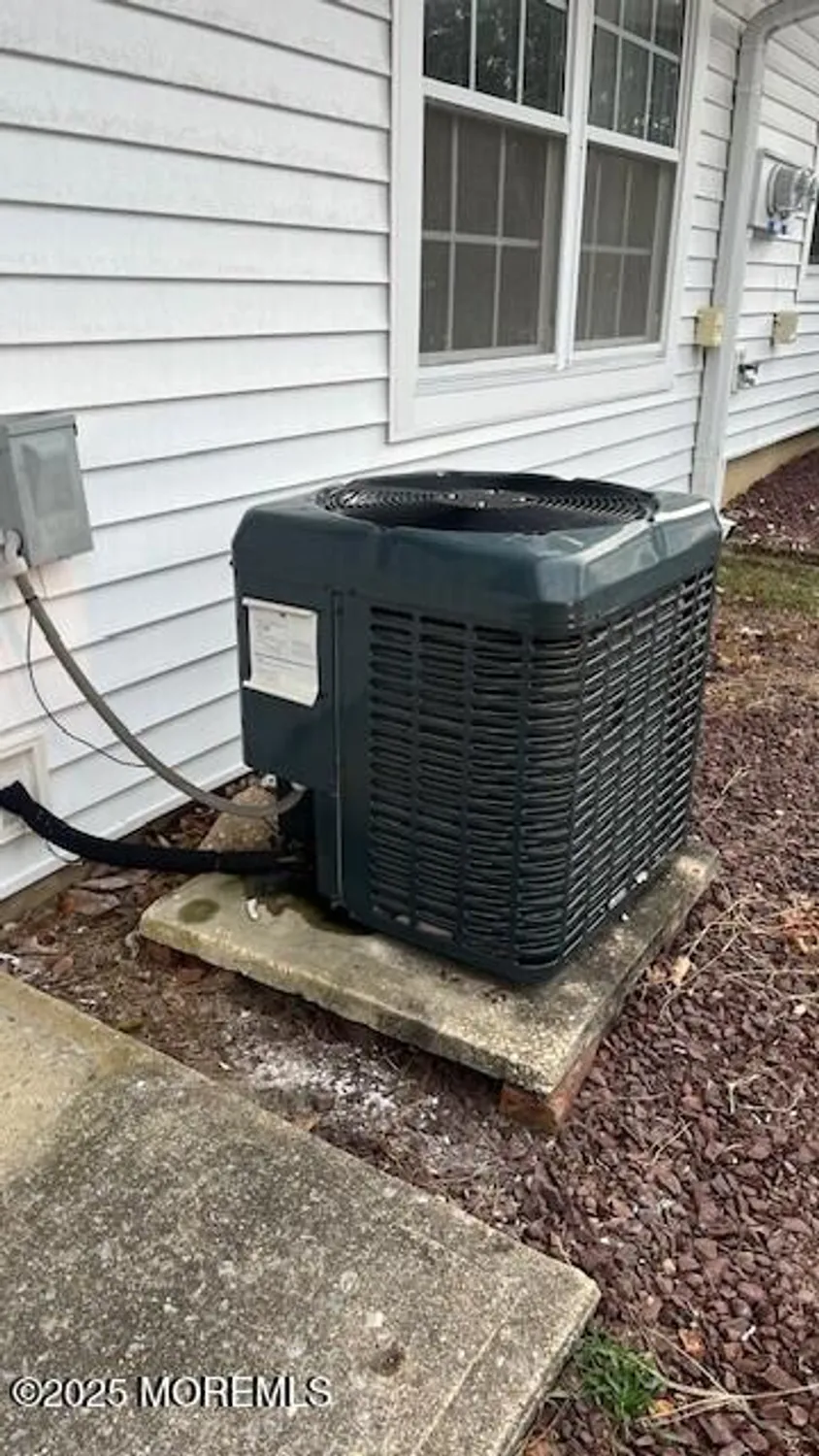 Property Slideshow image 16 of 23 | 874b balmoral ct, Lakewood, NJ, 08701