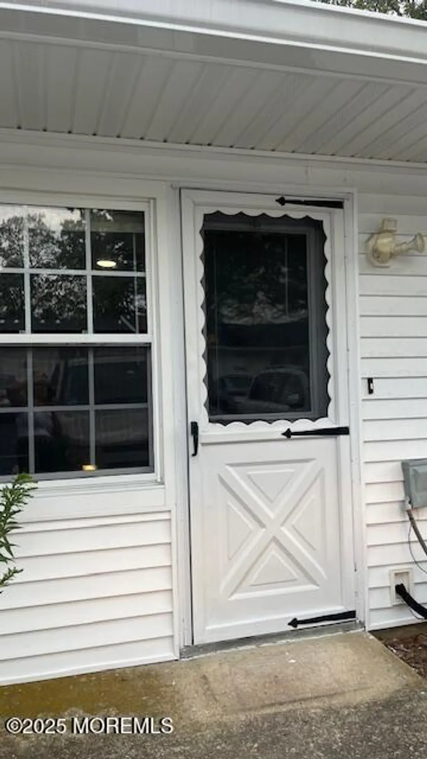 Property Slideshow image 18 of 23 | 874b balmoral ct, Lakewood, NJ, 08701