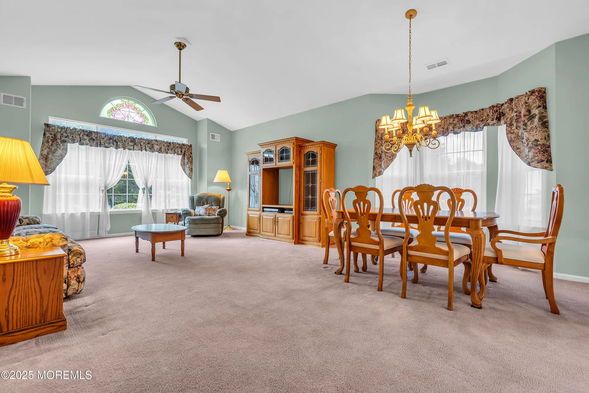 Property Slideshow image 5 of 32 | 20 rochford dr, Manchester, NJ, 08759