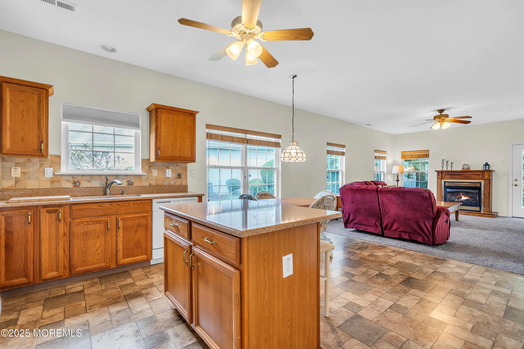 Property Slideshow image 10 of 32 | 20 rochford dr, Manchester, NJ, 08759