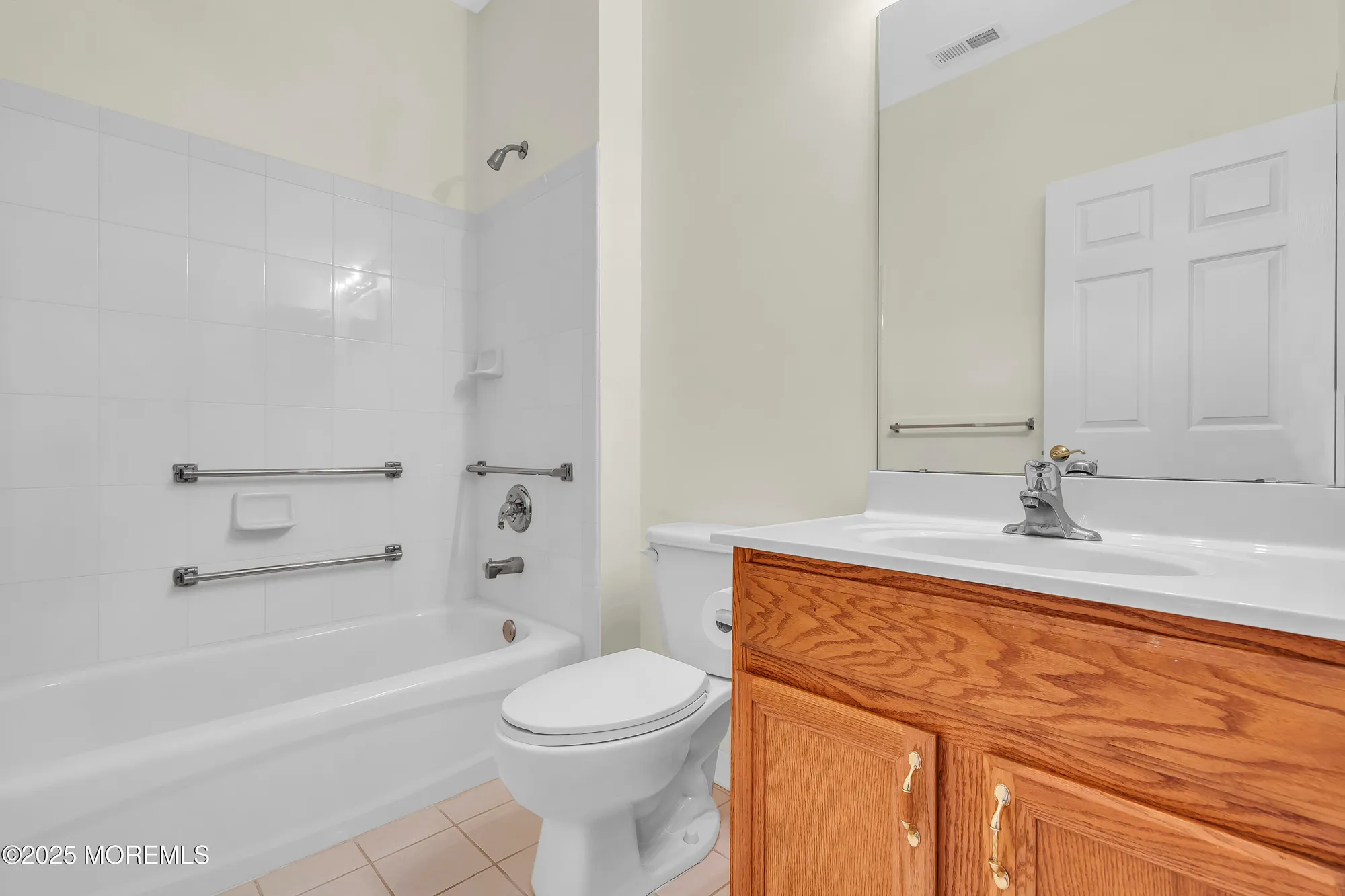 Property Slideshow image 19 of 32 | 20 rochford dr, Manchester, NJ, 08759