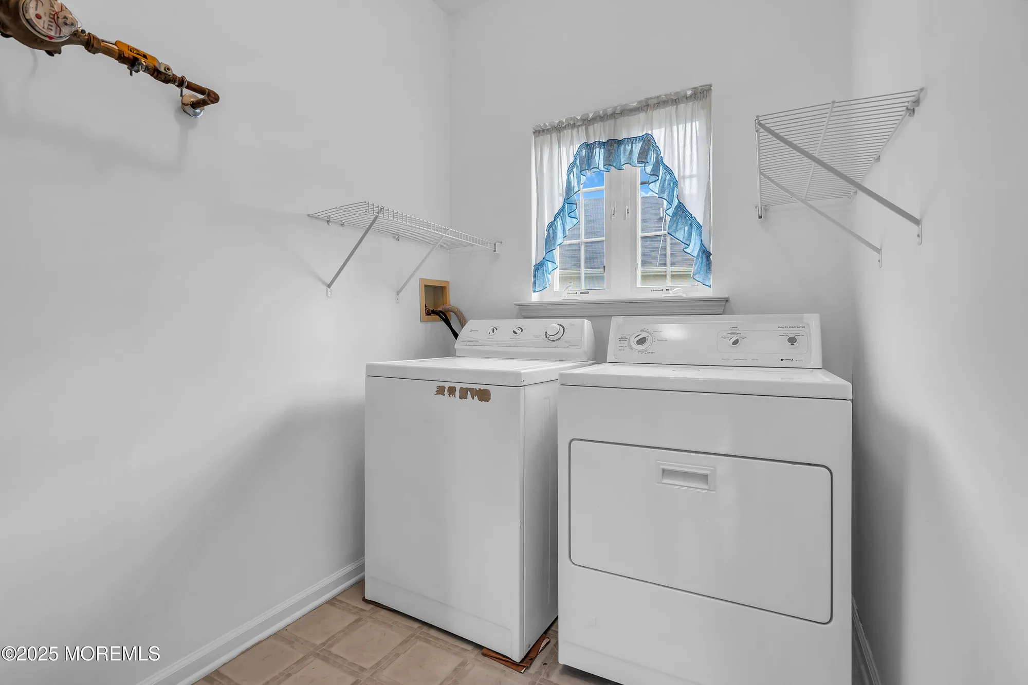 Property Slideshow image 20 of 32 | 20 rochford dr, Manchester, NJ, 08759