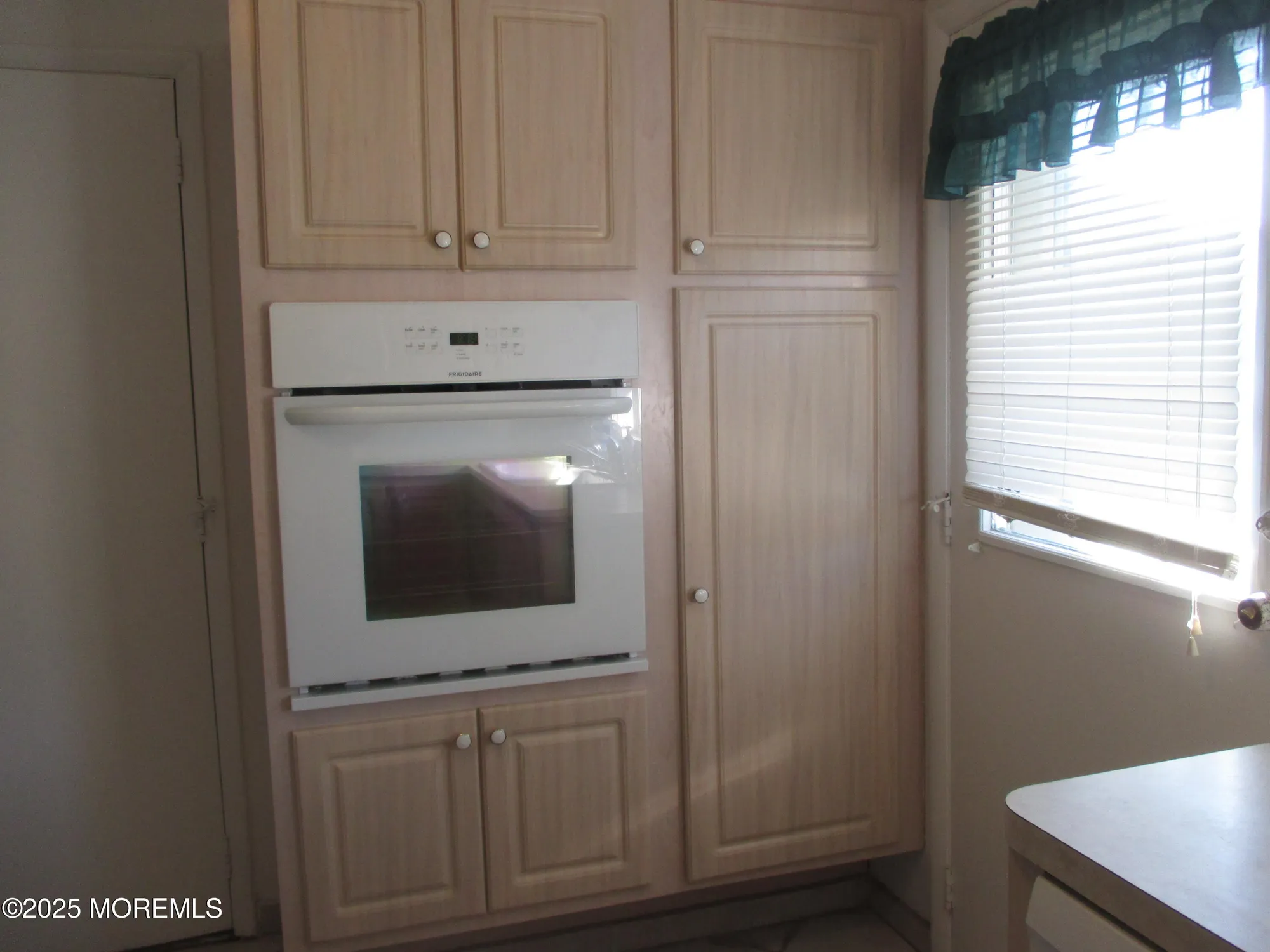 Property Slideshow image 10 of 36 | 243d jefferson ct, Lakewood, NJ, 08701