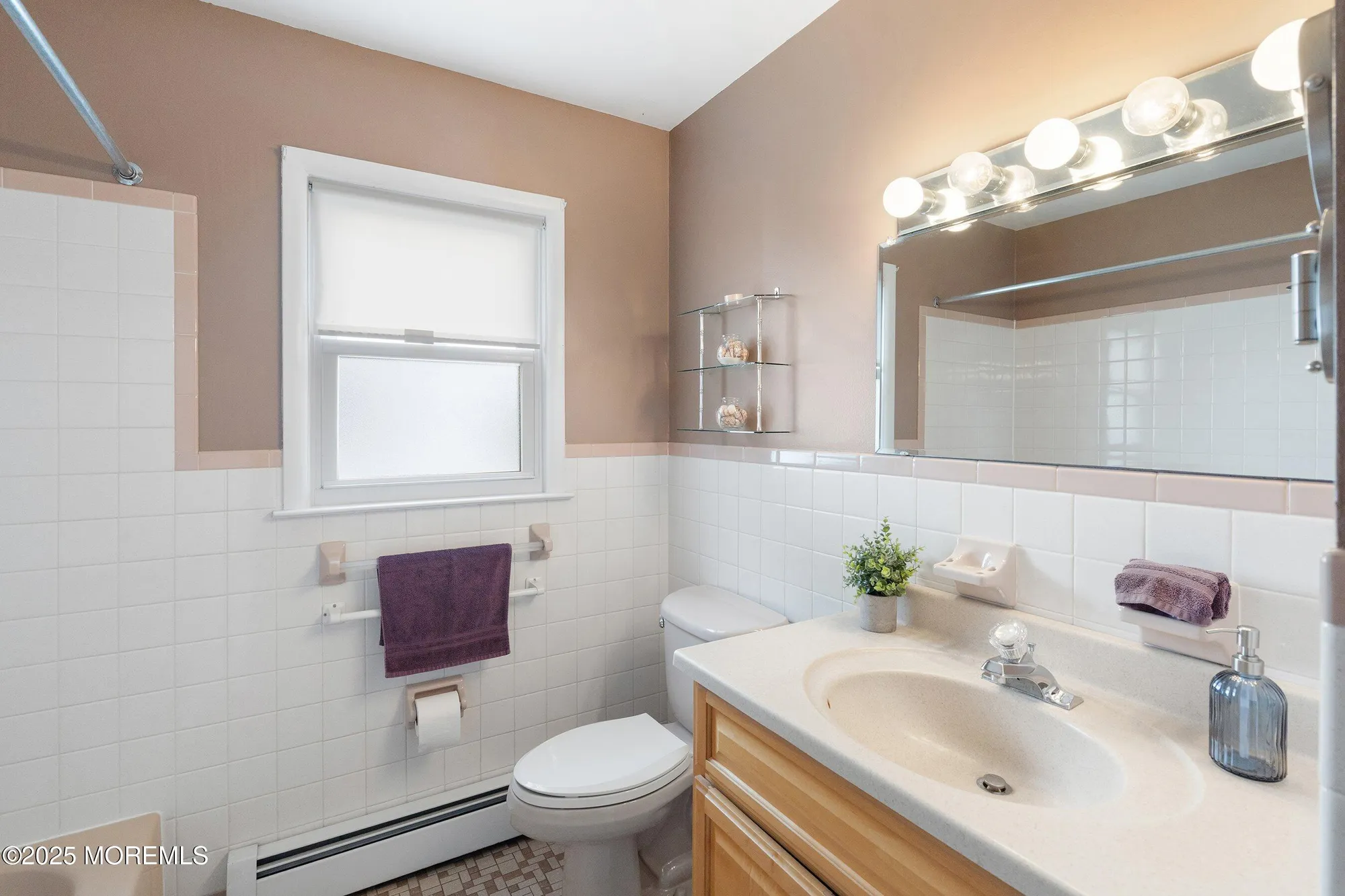 Property Slideshow image 18 of 35 | 11 whitaker dr, Toms River, NJ, 08757