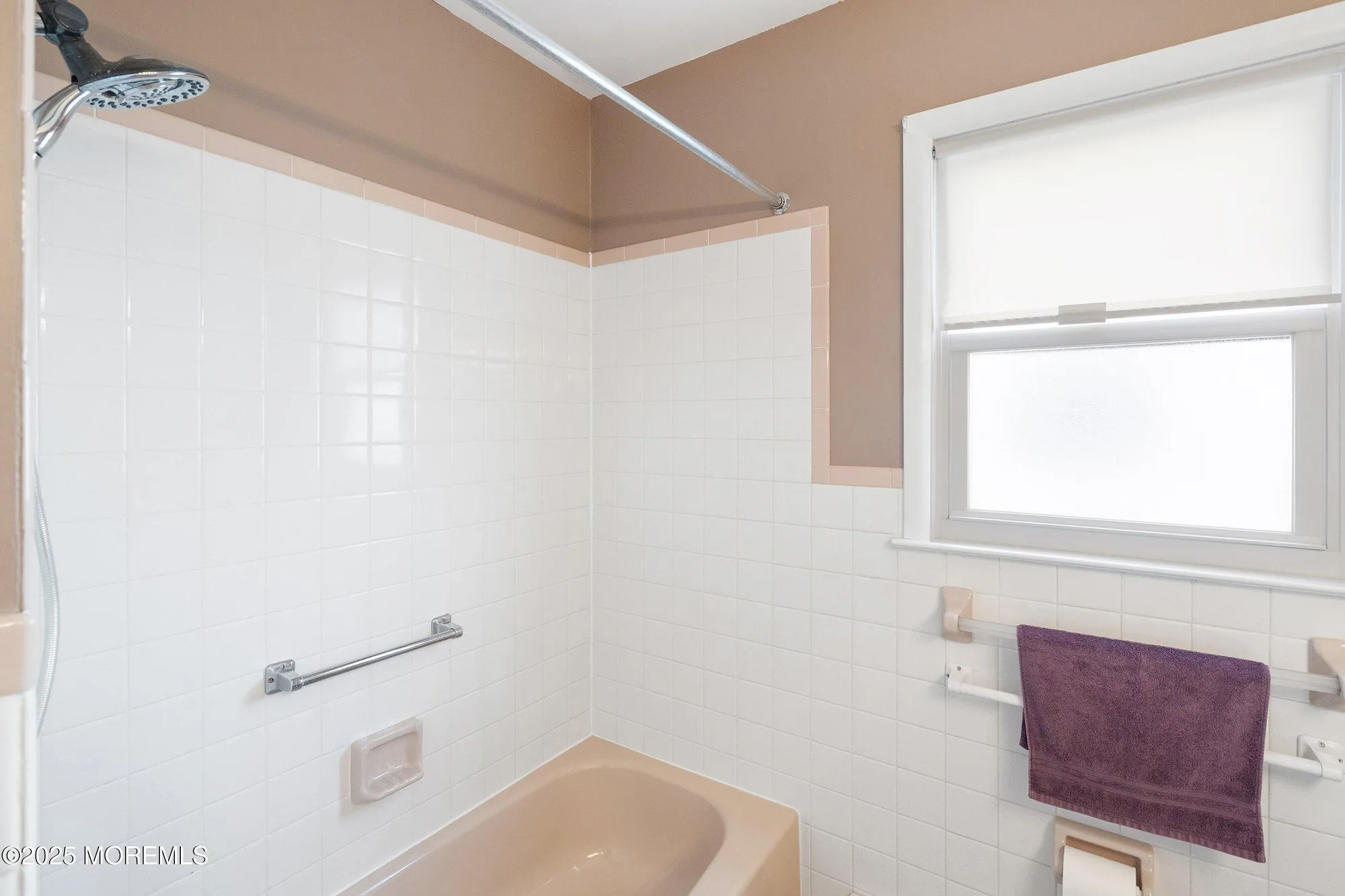 Property Slideshow image 19 of 35 | 11 whitaker dr, Toms River, NJ, 08757