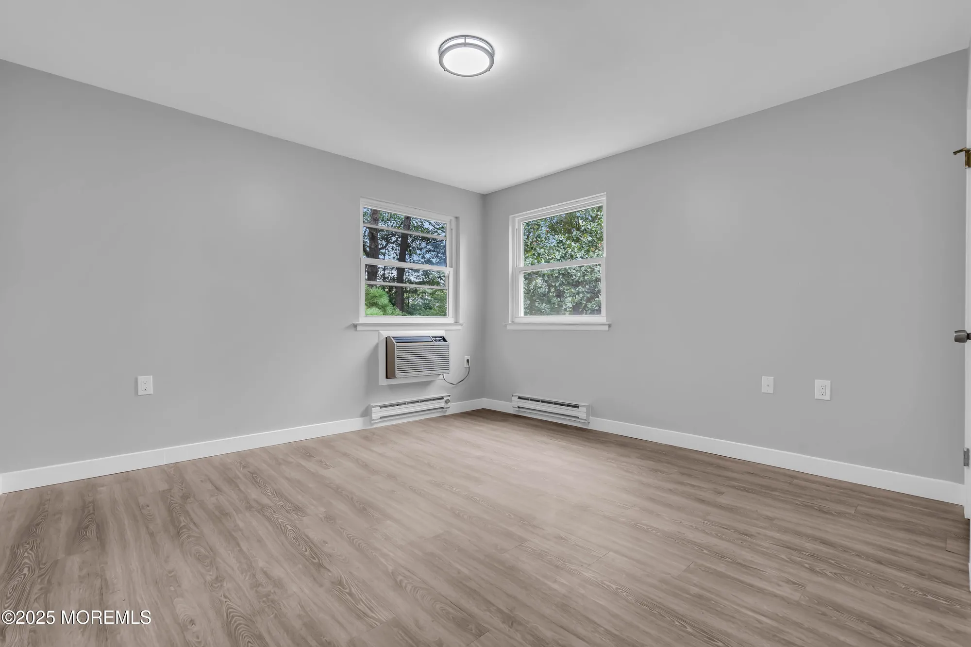 Property Slideshow image 9 of 21 | 4b pembroke ln # 52, Whiting, NJ, 08759