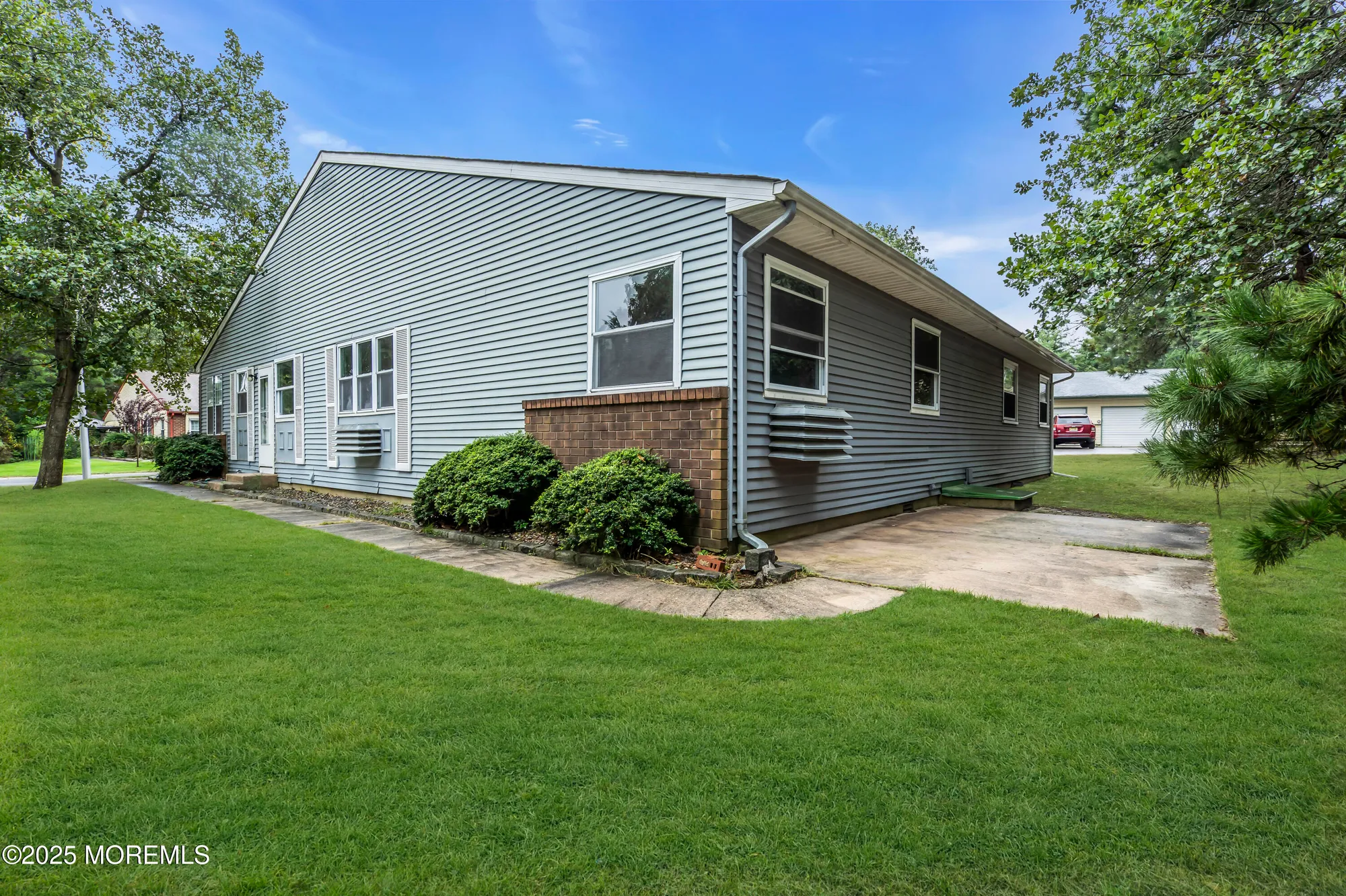 Property Slideshow image 17 of 21 | 4b pembroke ln # 52, Whiting, NJ, 08759